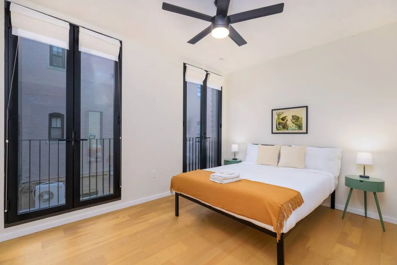 New! Gorgeous 2Br Mission Hill 8