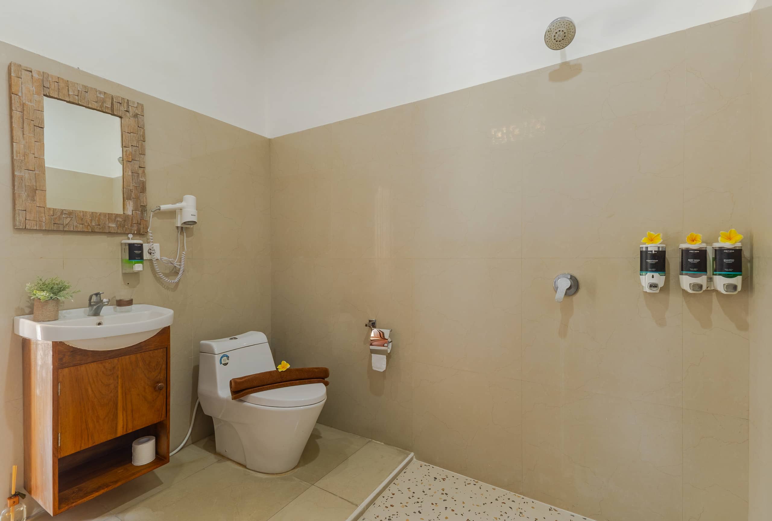 Prime Location! 2BR Pool Villa in Seminyak 30
