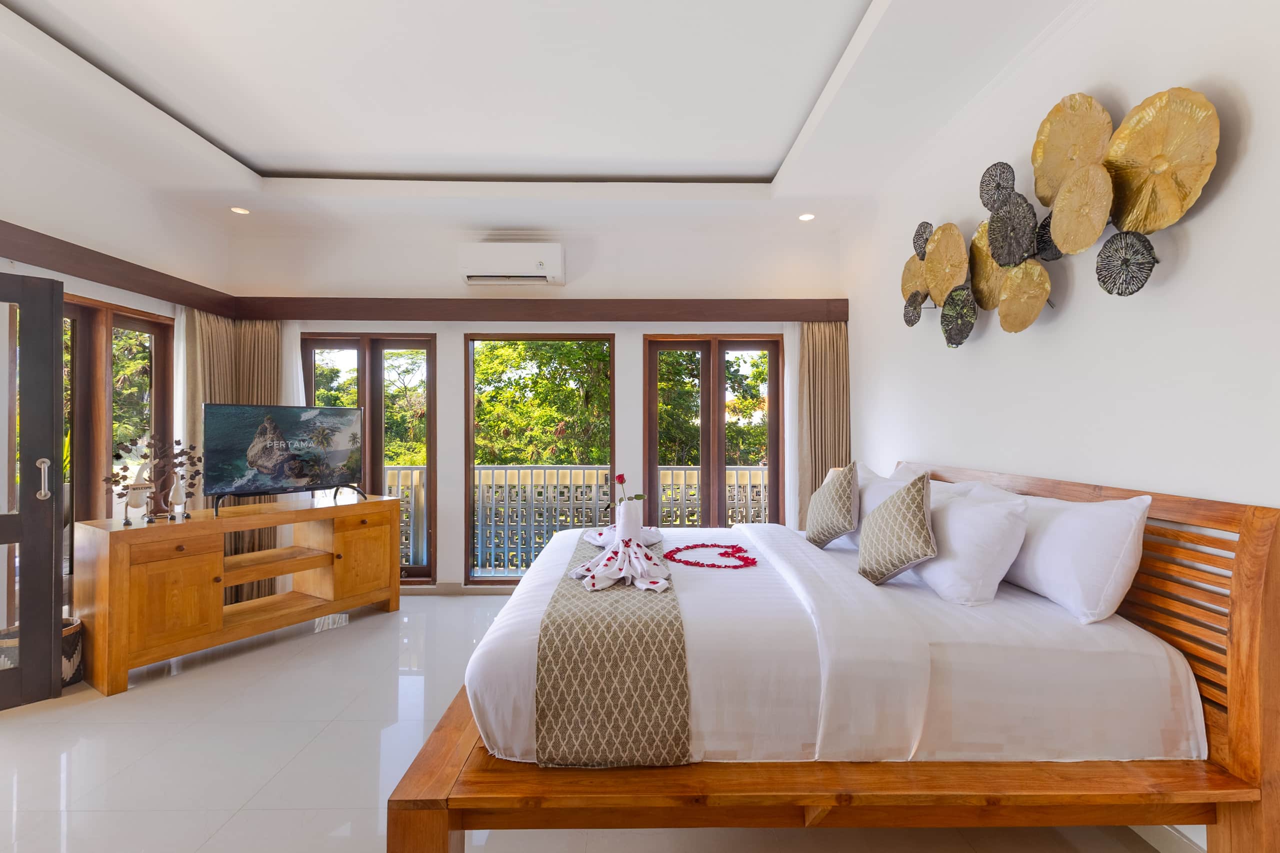 Prime Location! 2BR Pool Villa in Seminyak 26