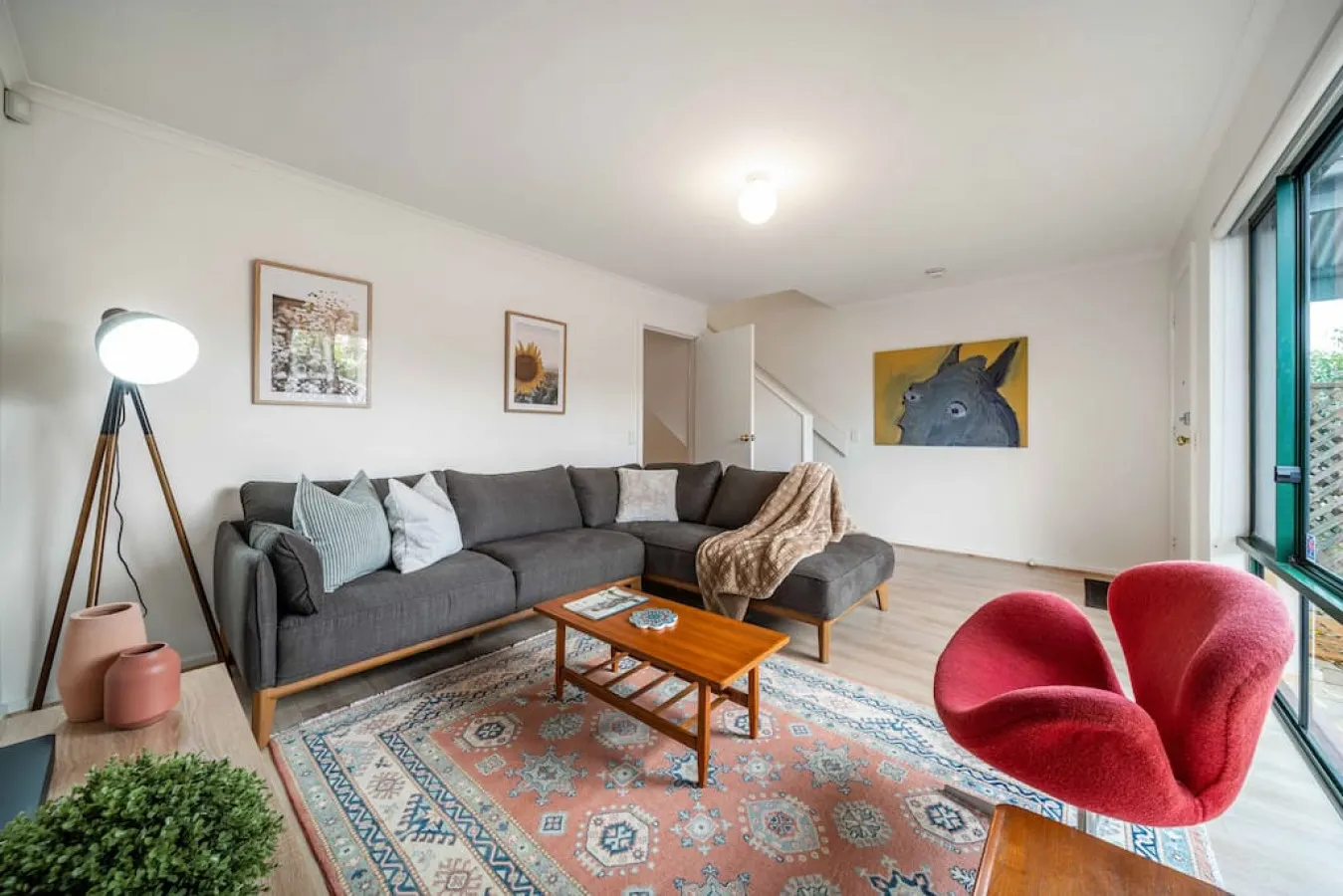 Poppy on the Lane—Experience City-fringe Charm