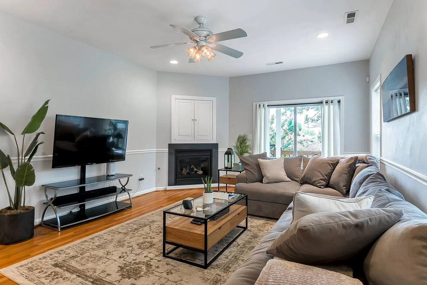 Chic’s Beach 3BR • Walk to Beach + 30+ Nights