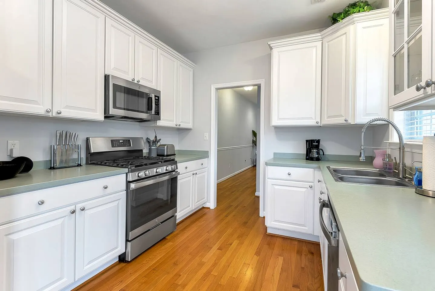 Chic’s Beach 3BR Walk to Beach + 30+ Nights 15