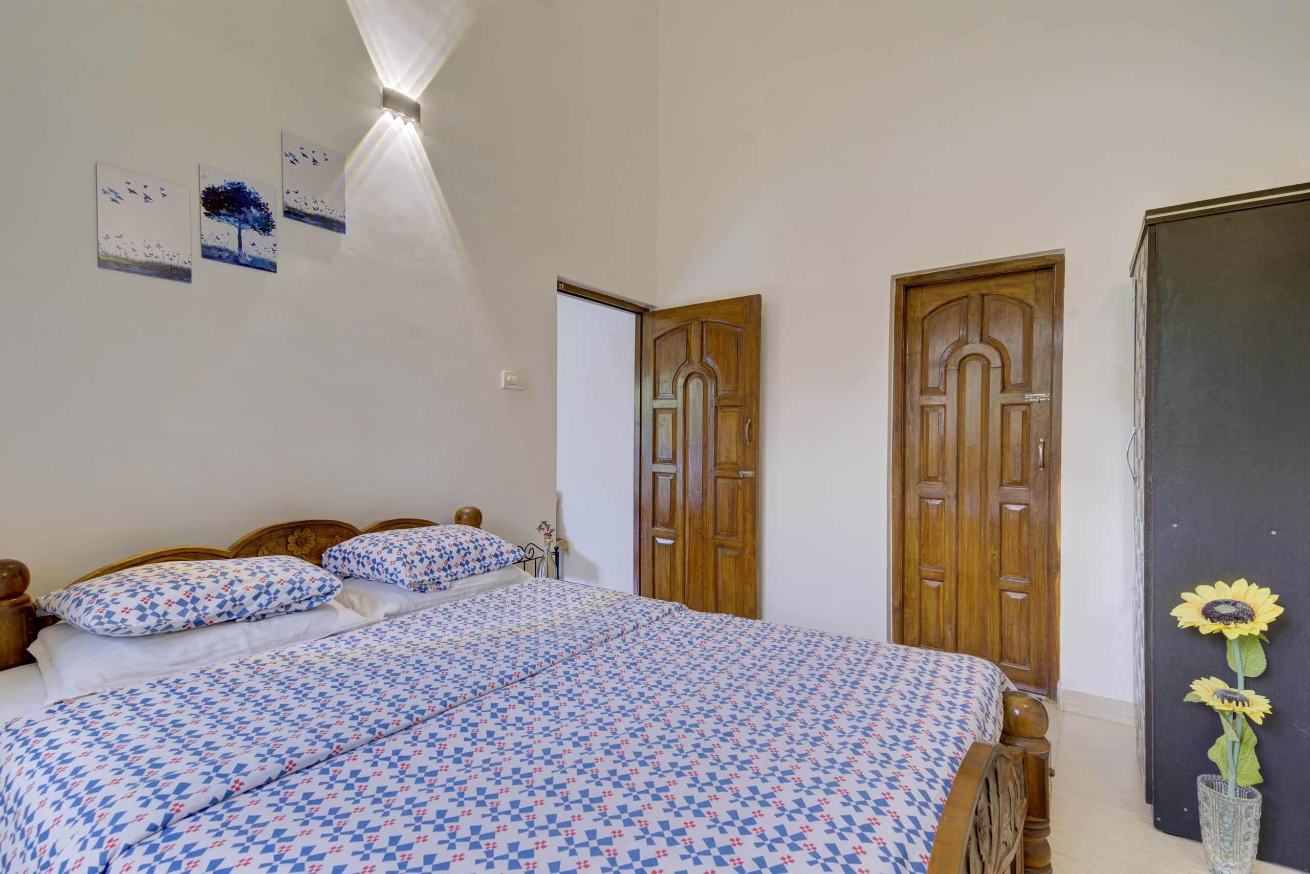 Sea Breeze | Betalbatim | 12 min walk to beach 12