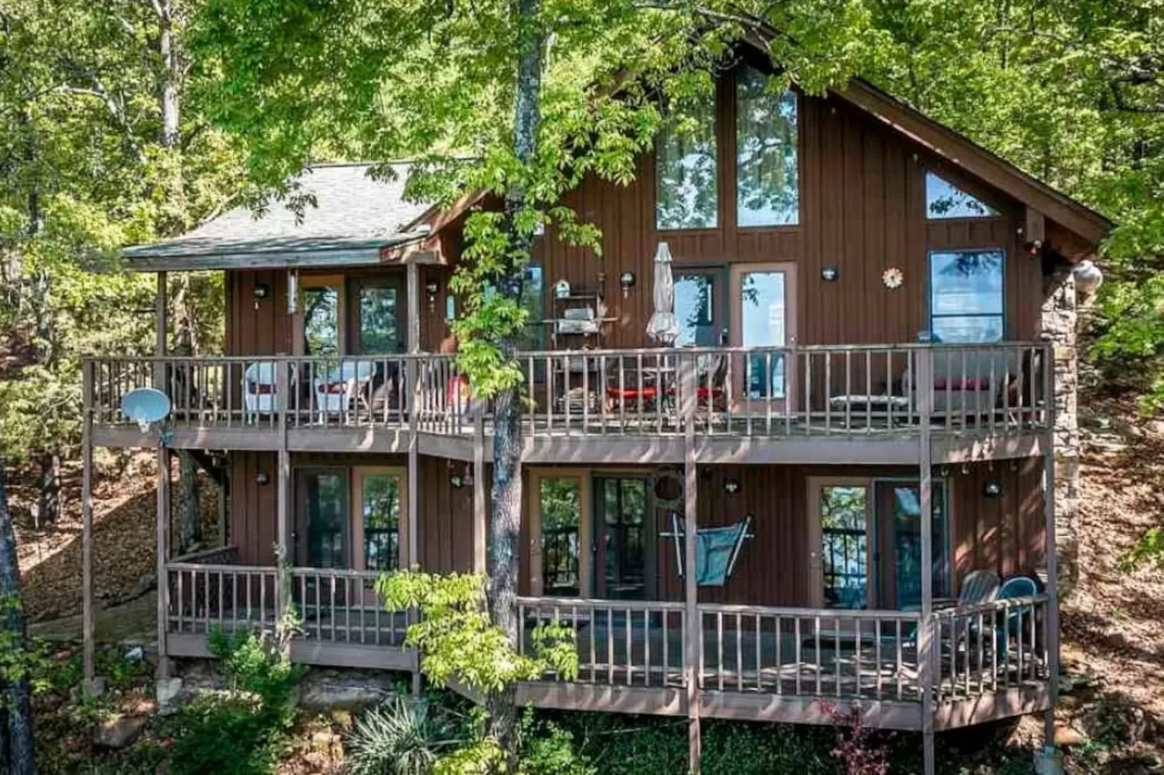 Lake Life Dreams
