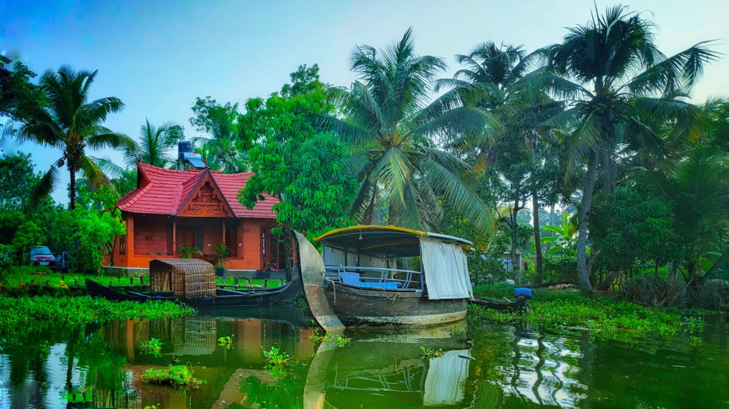 Little Chembaka- Private Villa with River View 6