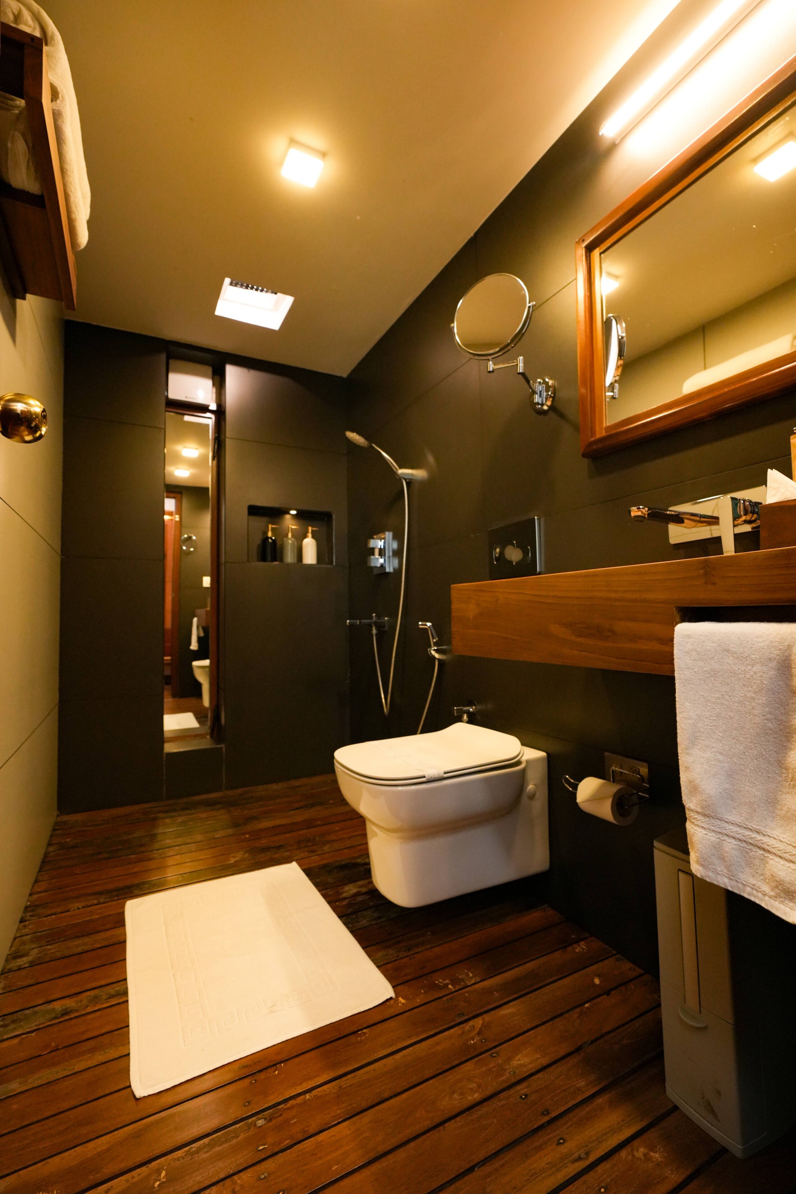 Little Chembaka- Private Villa with River View 21