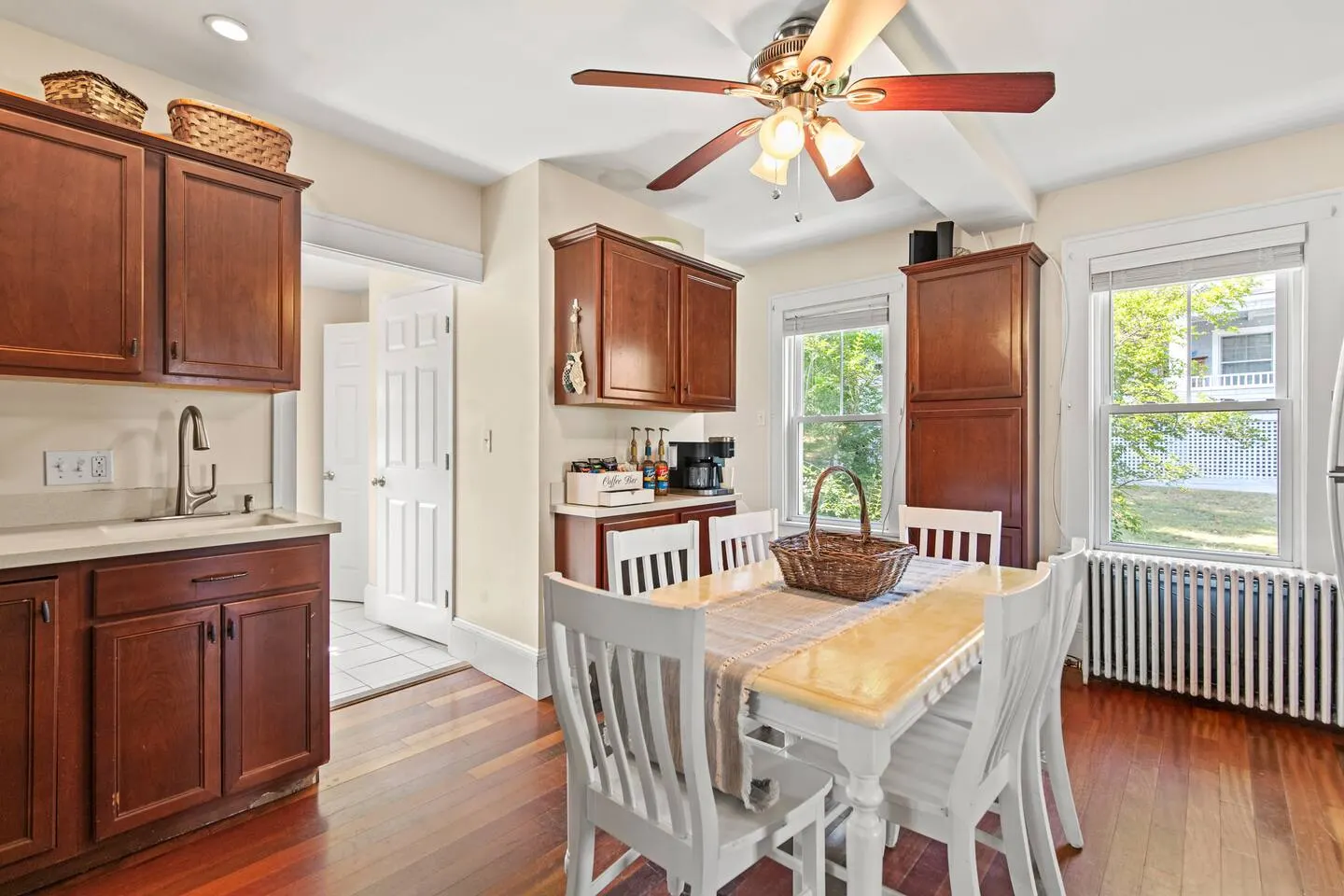 Walk to Beach! LargeDeck BeachGear 3 QueenBeds 15