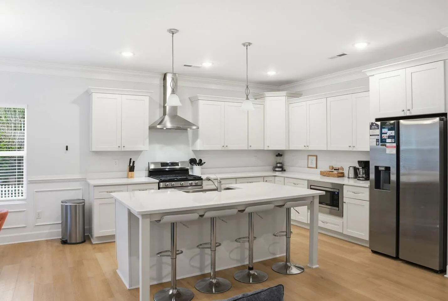 Norfolk 4BR Family Home Near Beach Dogs Welcome 4