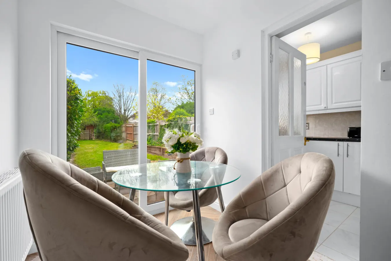 Modern Four Bedroom House - Garden - Parking - Great Barr 5