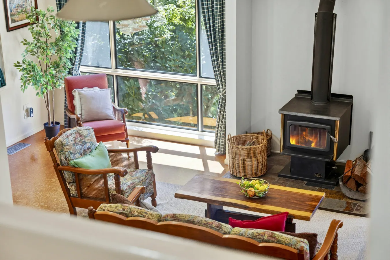 Azimuth – Family Retreat with Sauna & Scenic Views 18
