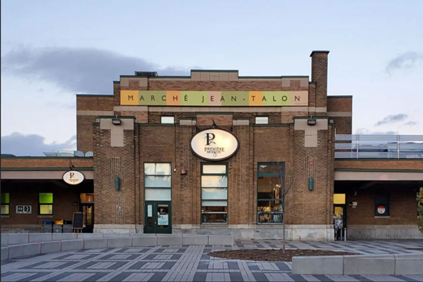 Little Italy - Stylish Open-Space Studio by Jean Talon Market - Unit 2 10
