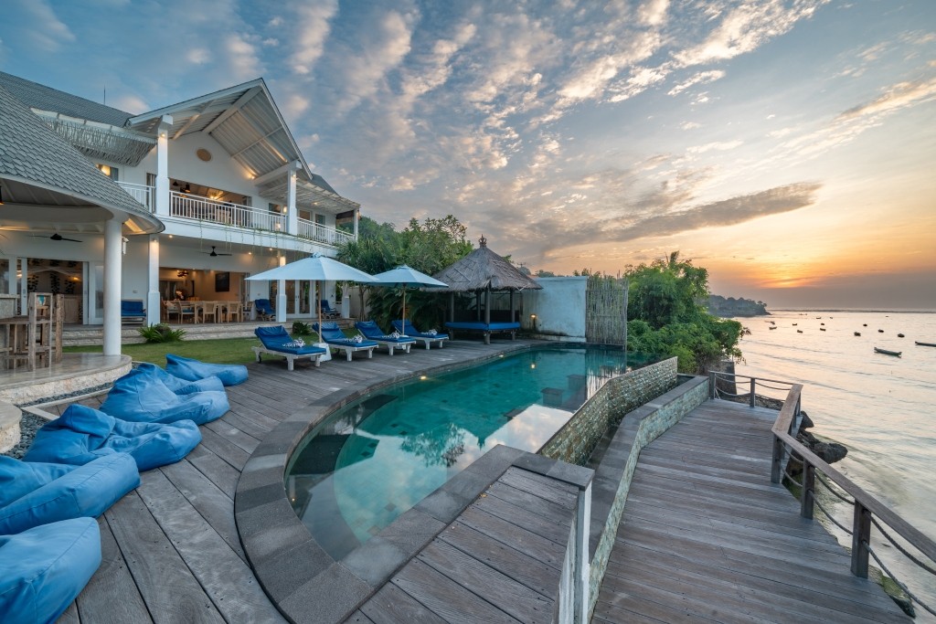 Ceningan Beachside Villas 36
