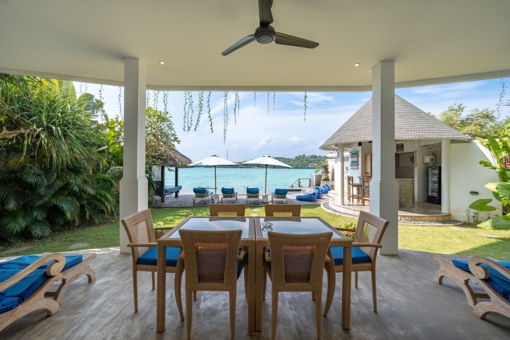 Ceningan Beachside Villas 38