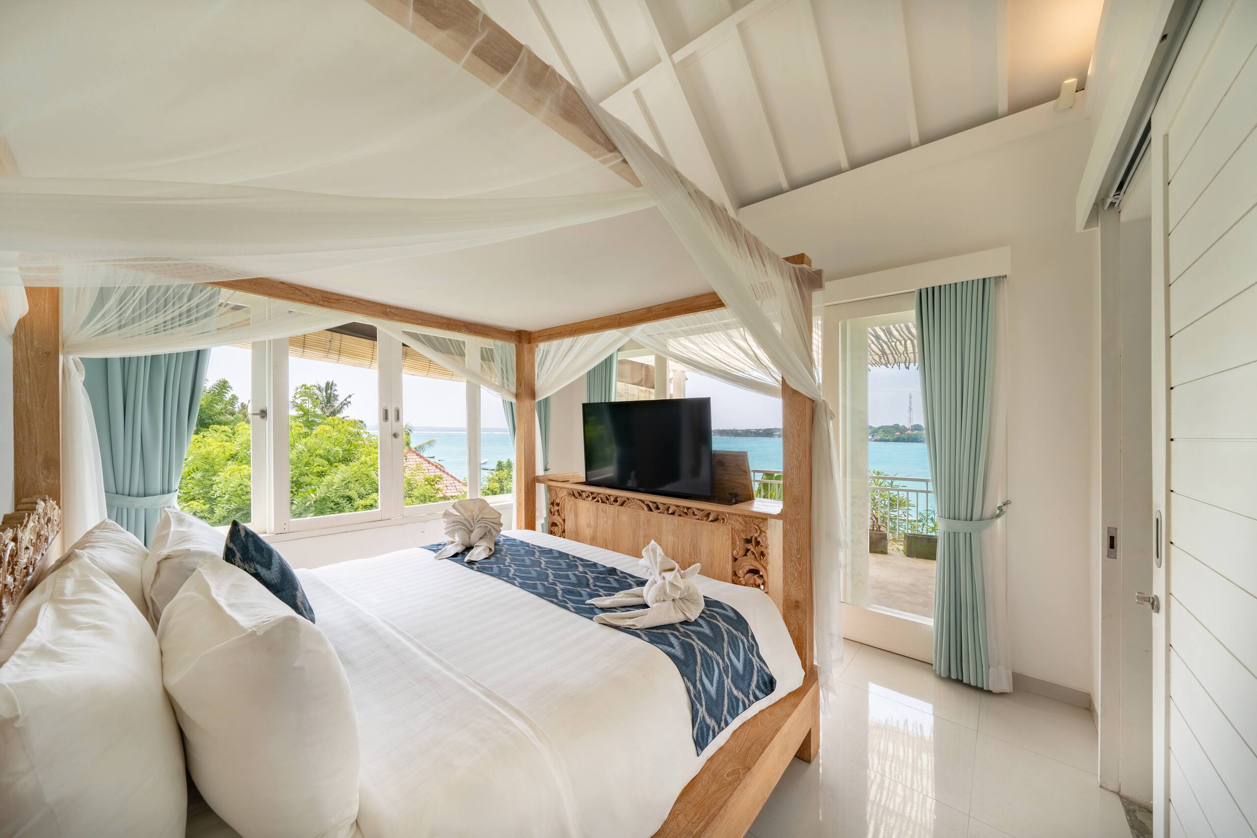 Ceningan Beachside Villas 31