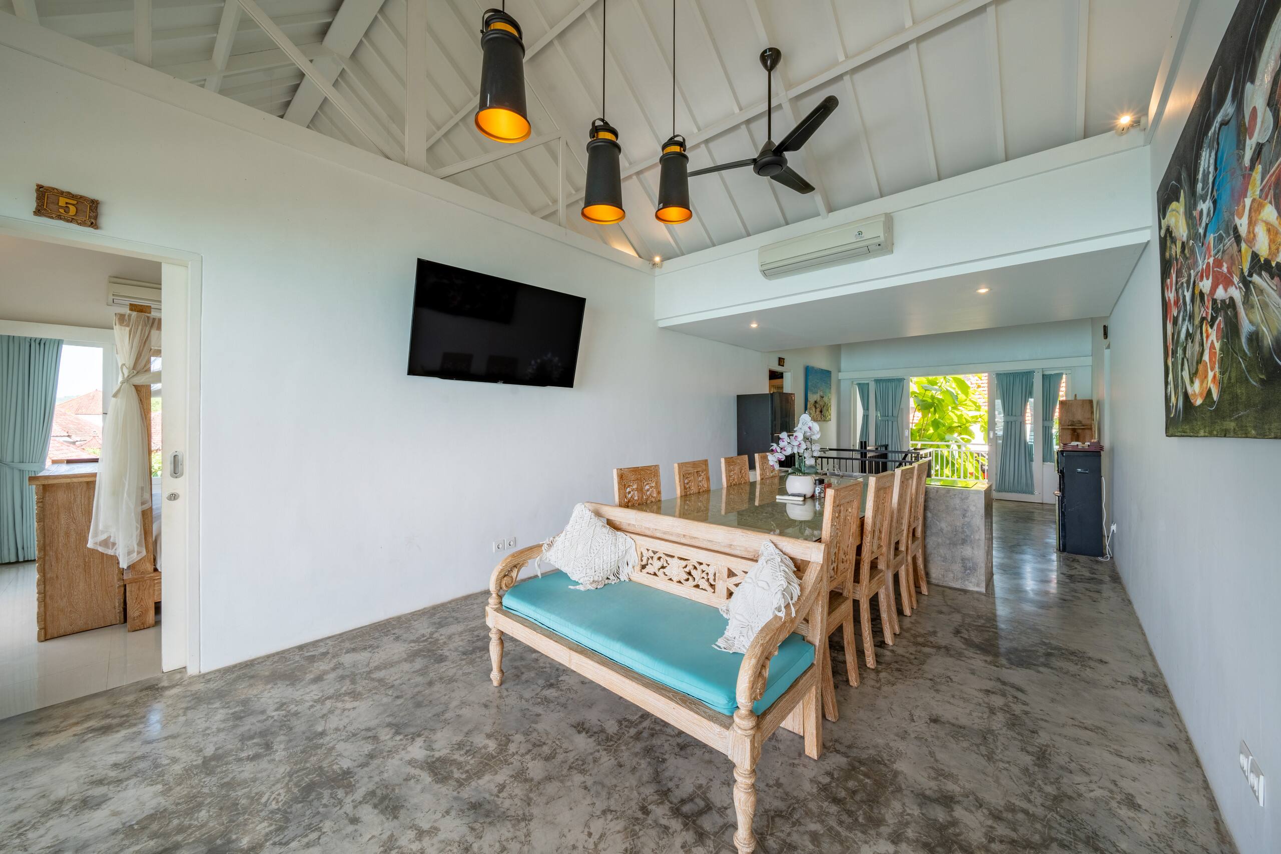 Ceningan Beachside Villas 9
