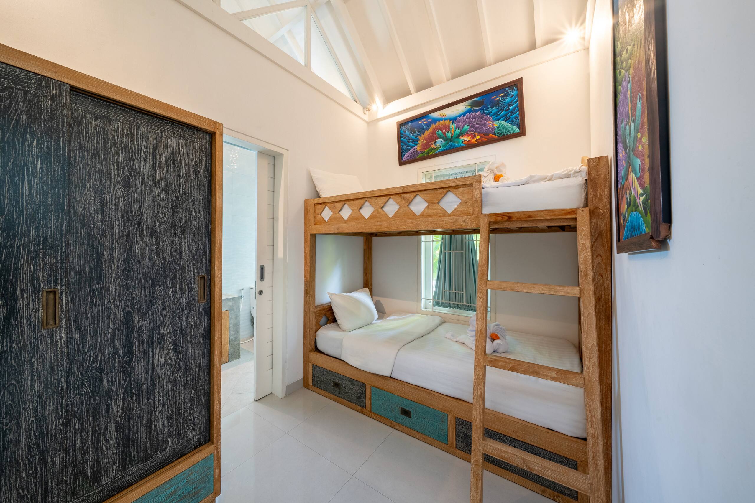 Ceningan Beachside Villas 24