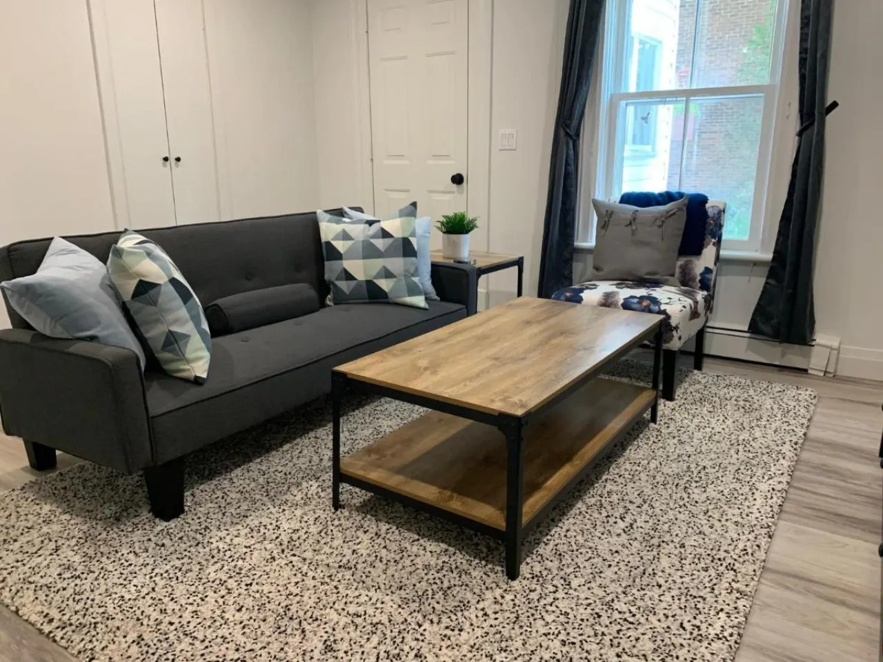 Two Bedroom Wellington Apartment| Wellington Main-Level Retreat | 2BR + Walk to Beach & Downtown