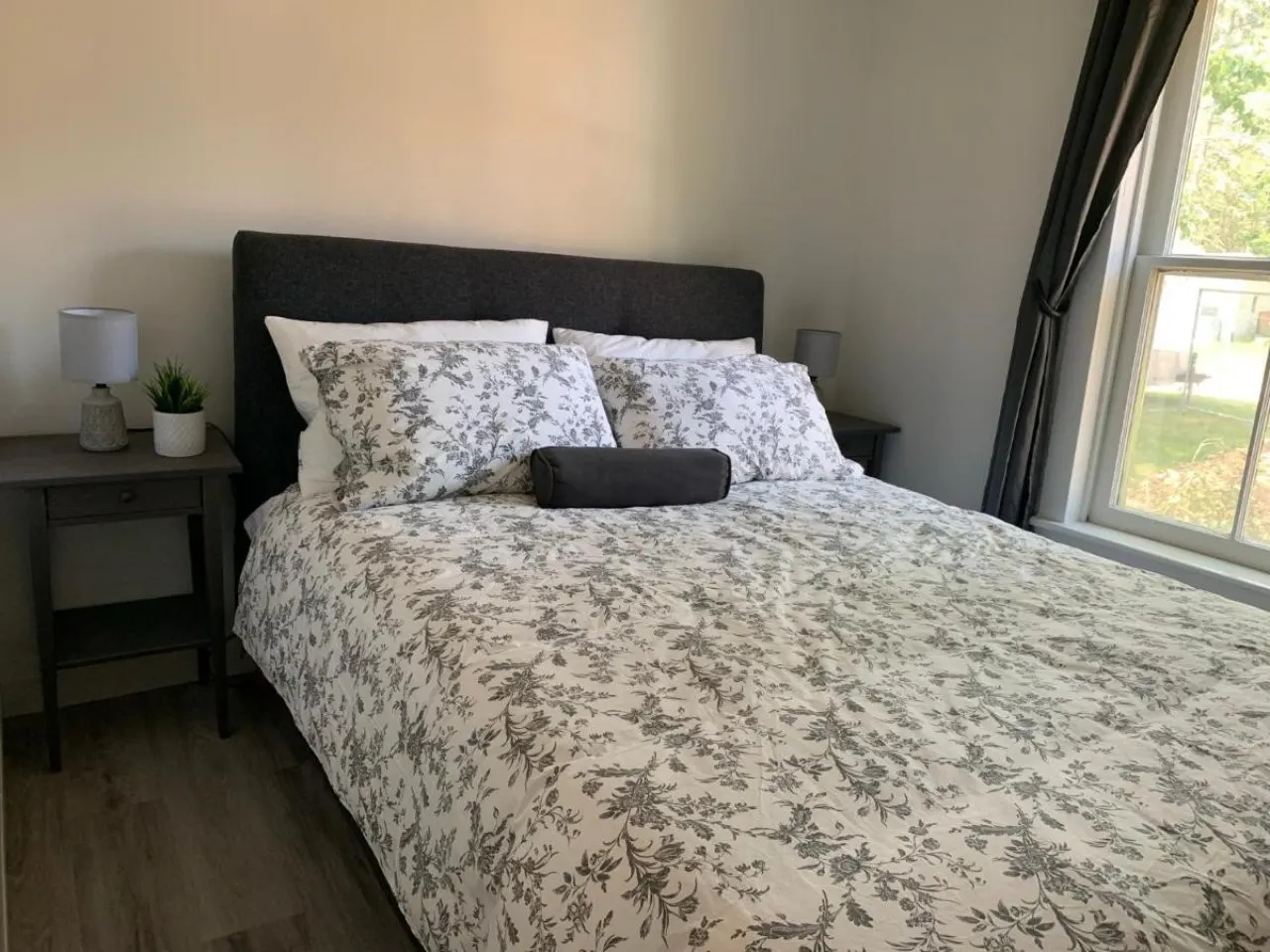 Two Bedroom Wellington Apartment Wellington Main-Level Retreat 2BR + Walk to Beach & Downtown 5