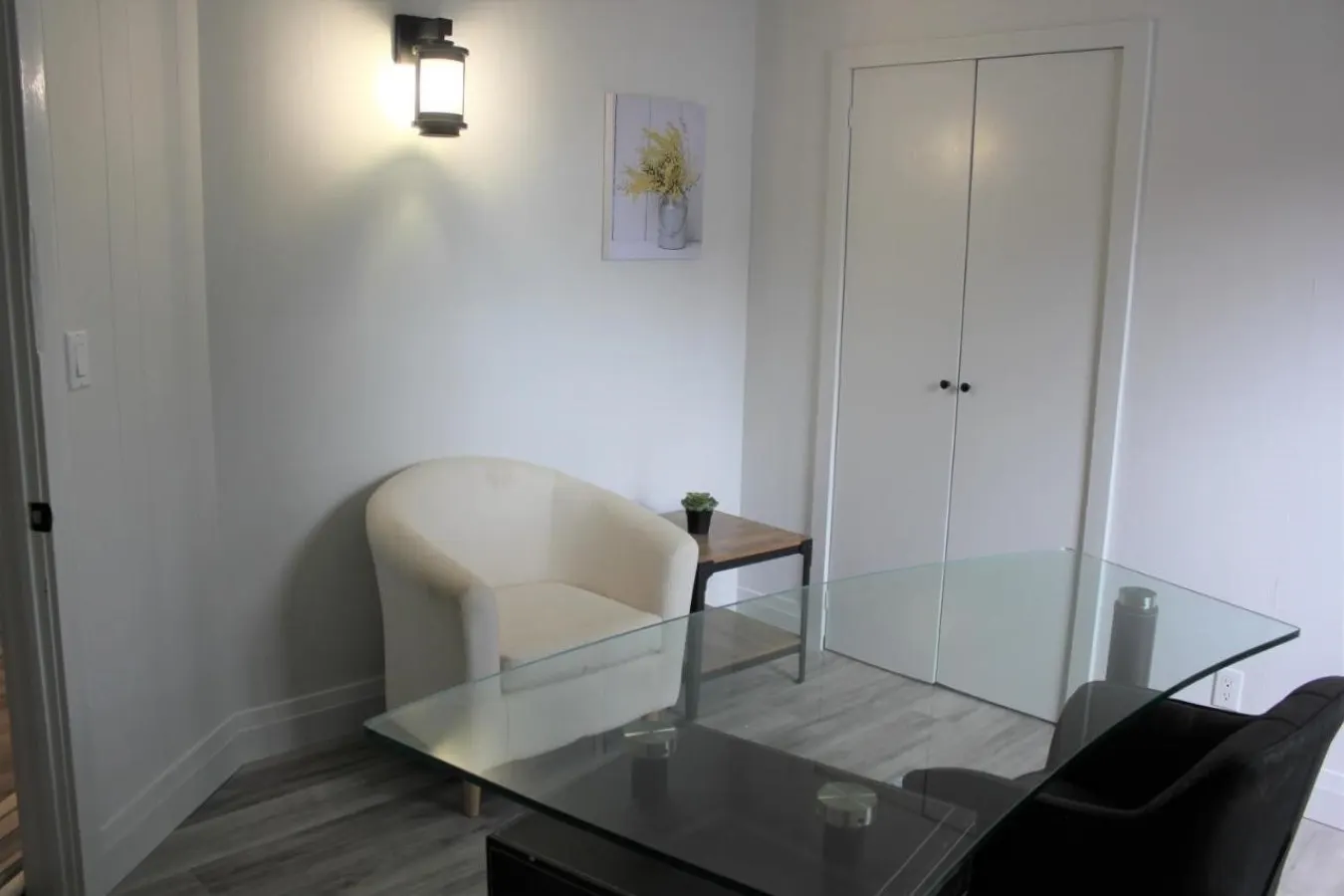 Two Bedroom Wellington Apartment Wellington Main-Level Retreat 2BR + Walk to Beach & Downtown 6