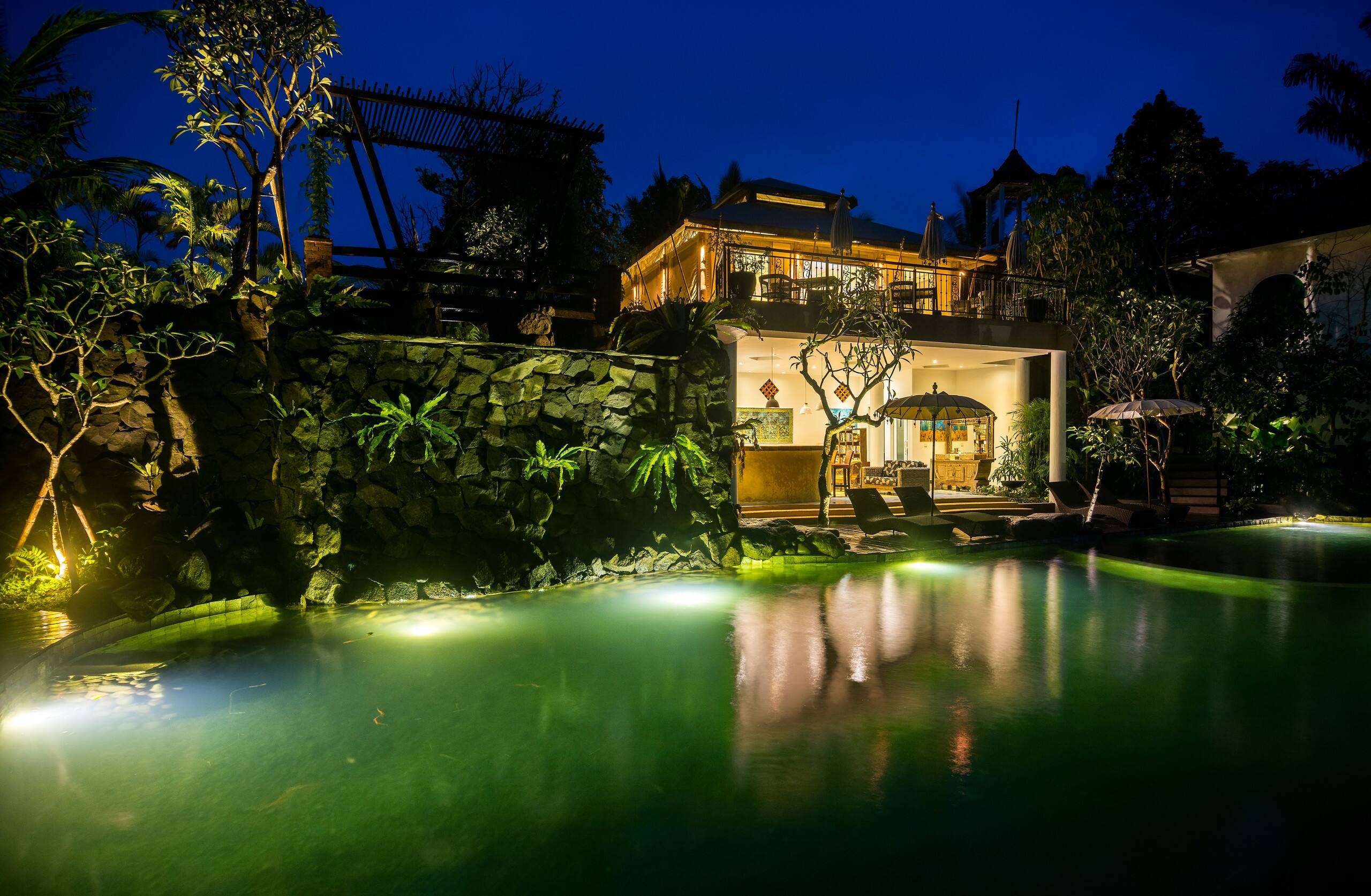Luxury Safari Tent Beside Tropical Jungle 17