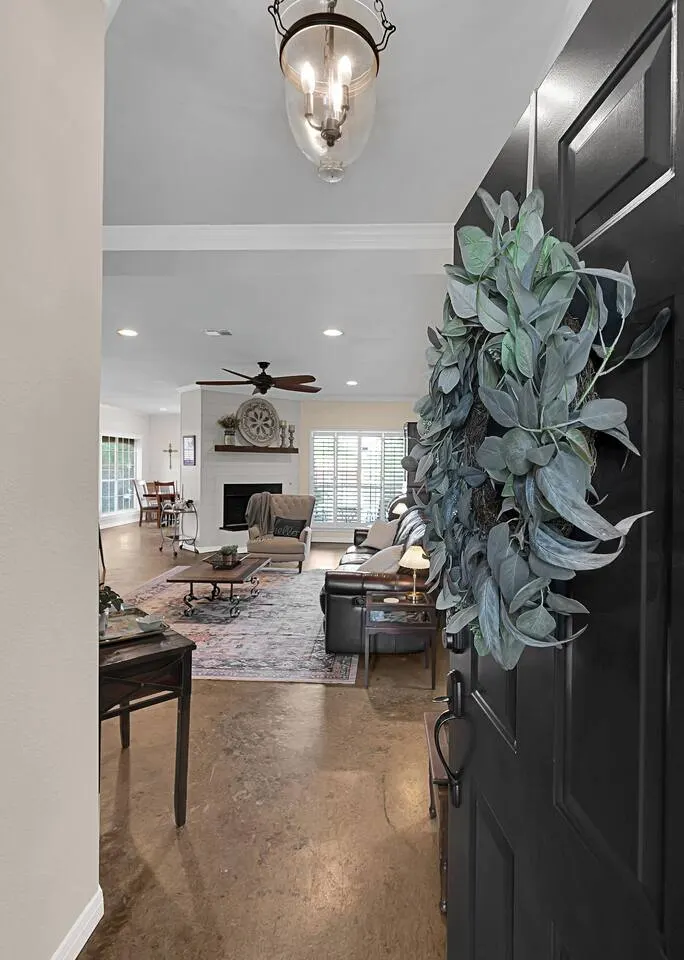 Heart of Texas Hangout/Pool/Game Room/Sport Court 6