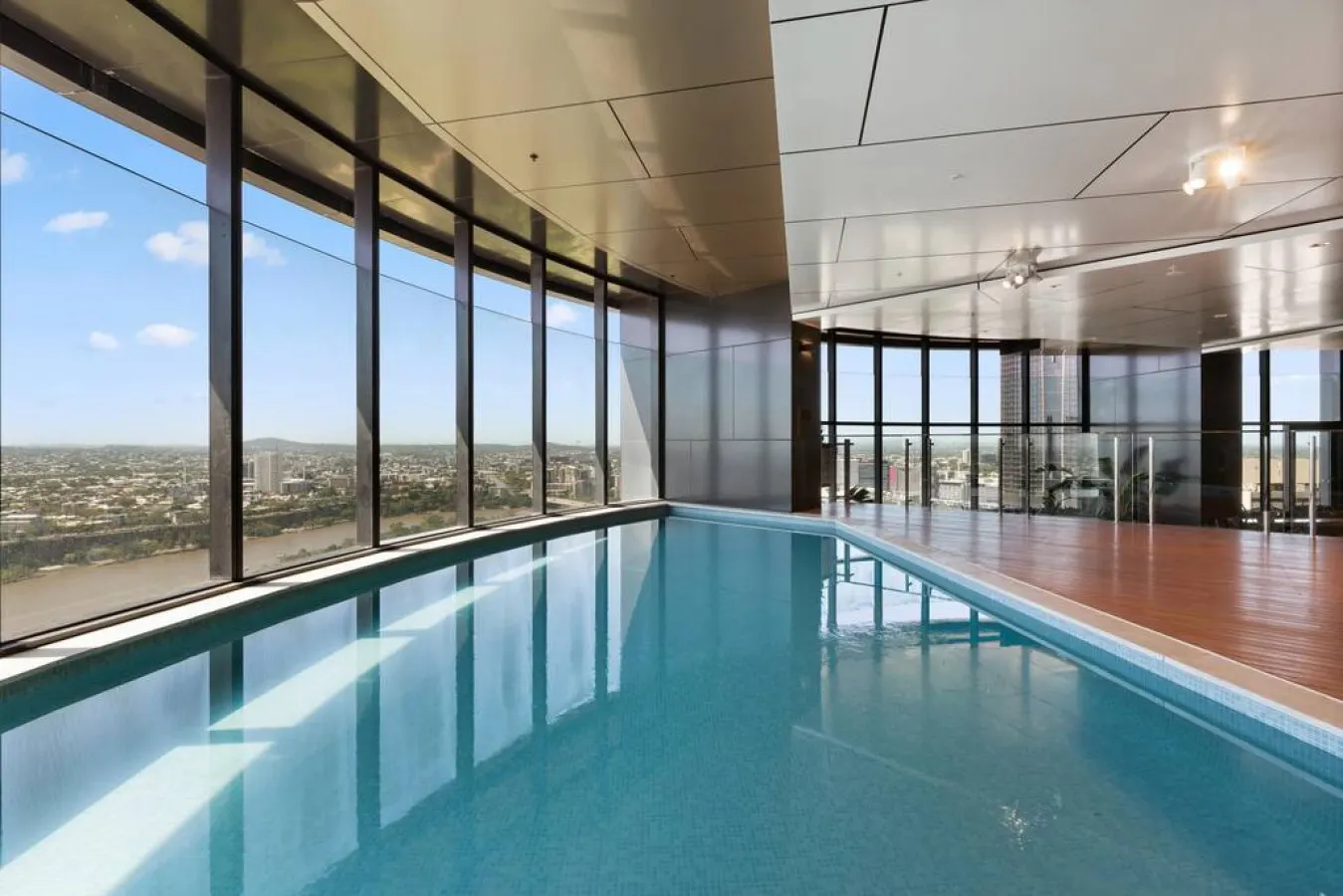 Skyline Serenity Retreat 2 KingbedsApt FreeParking 20