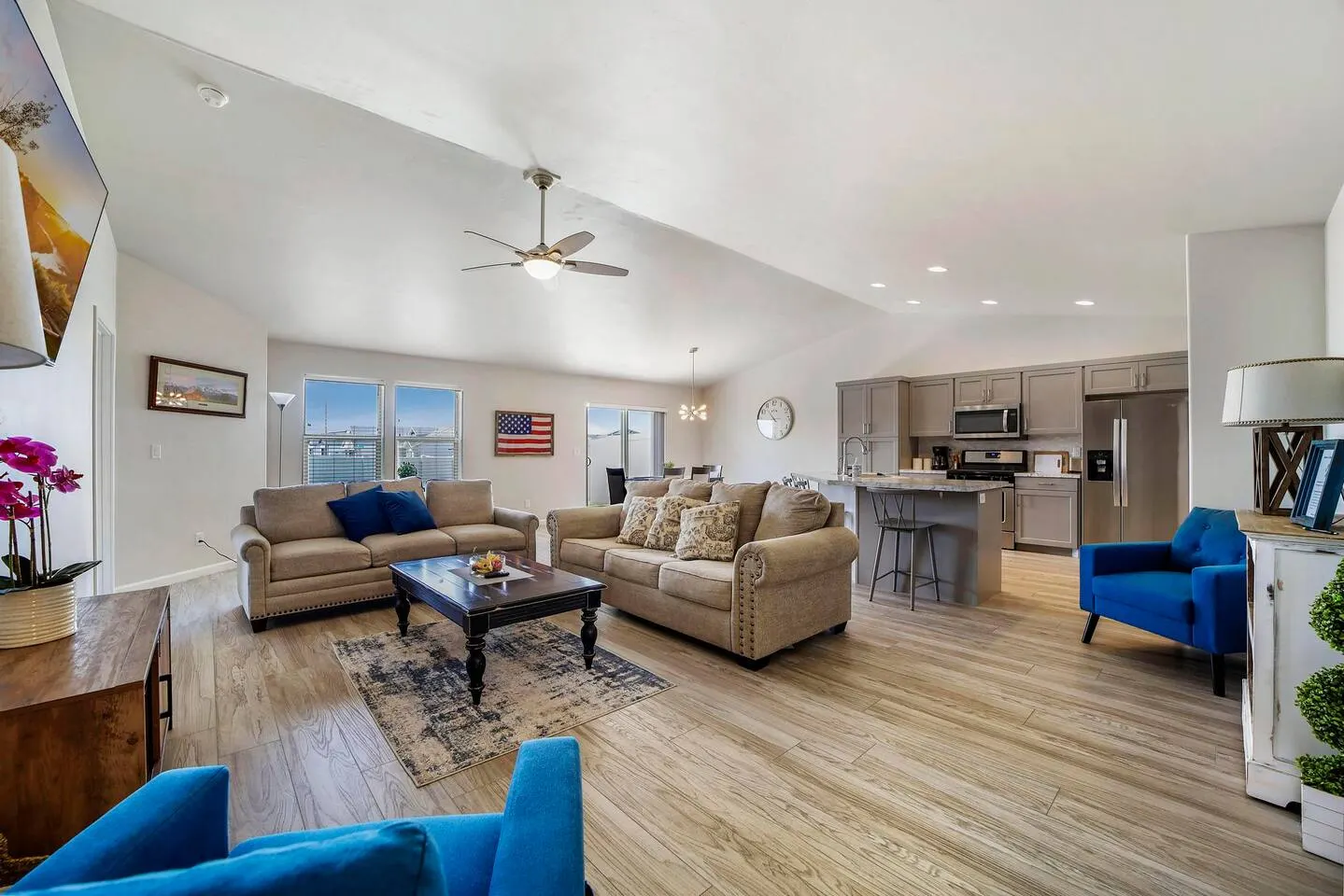 Wendell Townhome | 3BR | Garage | Fenced Yard