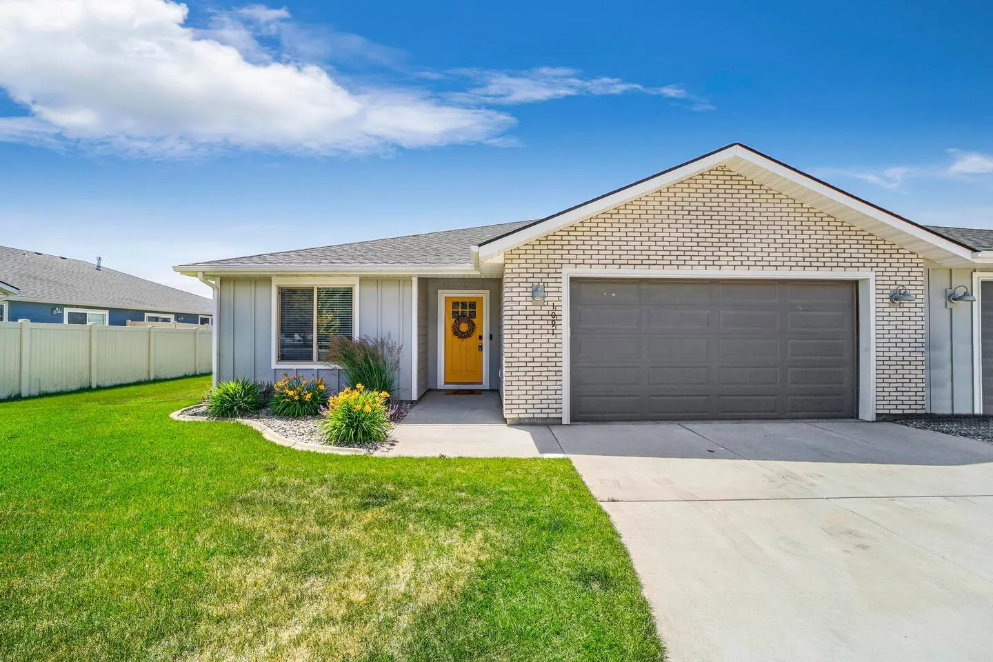 Wendell Townhome | 3BR | Garage | Fenced Yard — photo 4