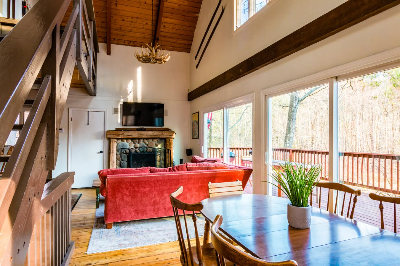 Gooseneck Lodge - Family Chalet on the Saco River 11