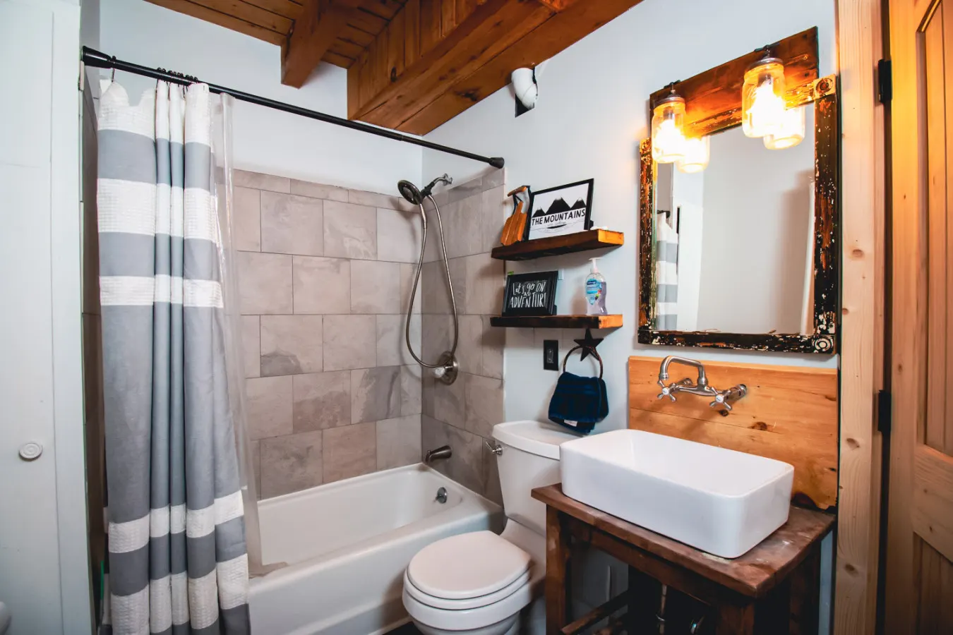Gooseneck Lodge - Family Chalet on the Saco River 20