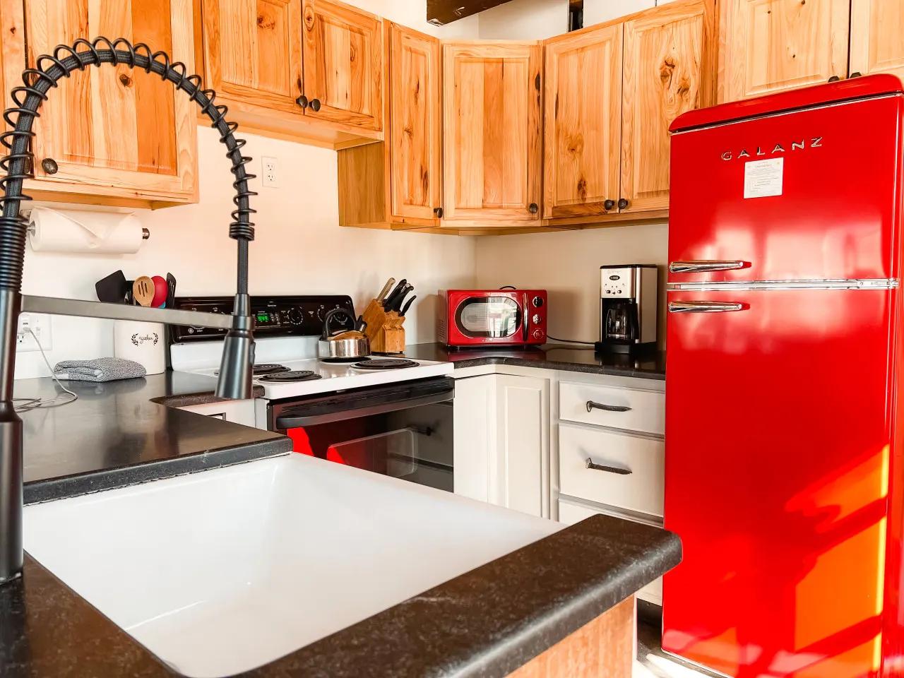 Gooseneck Lodge - Family Chalet on the Saco River 6