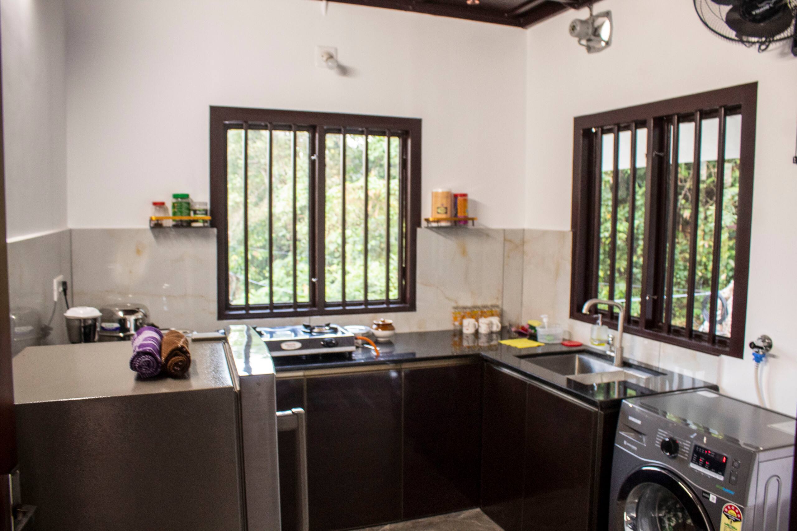 Golden Oriole Homestay Adimaly - Munnar 10