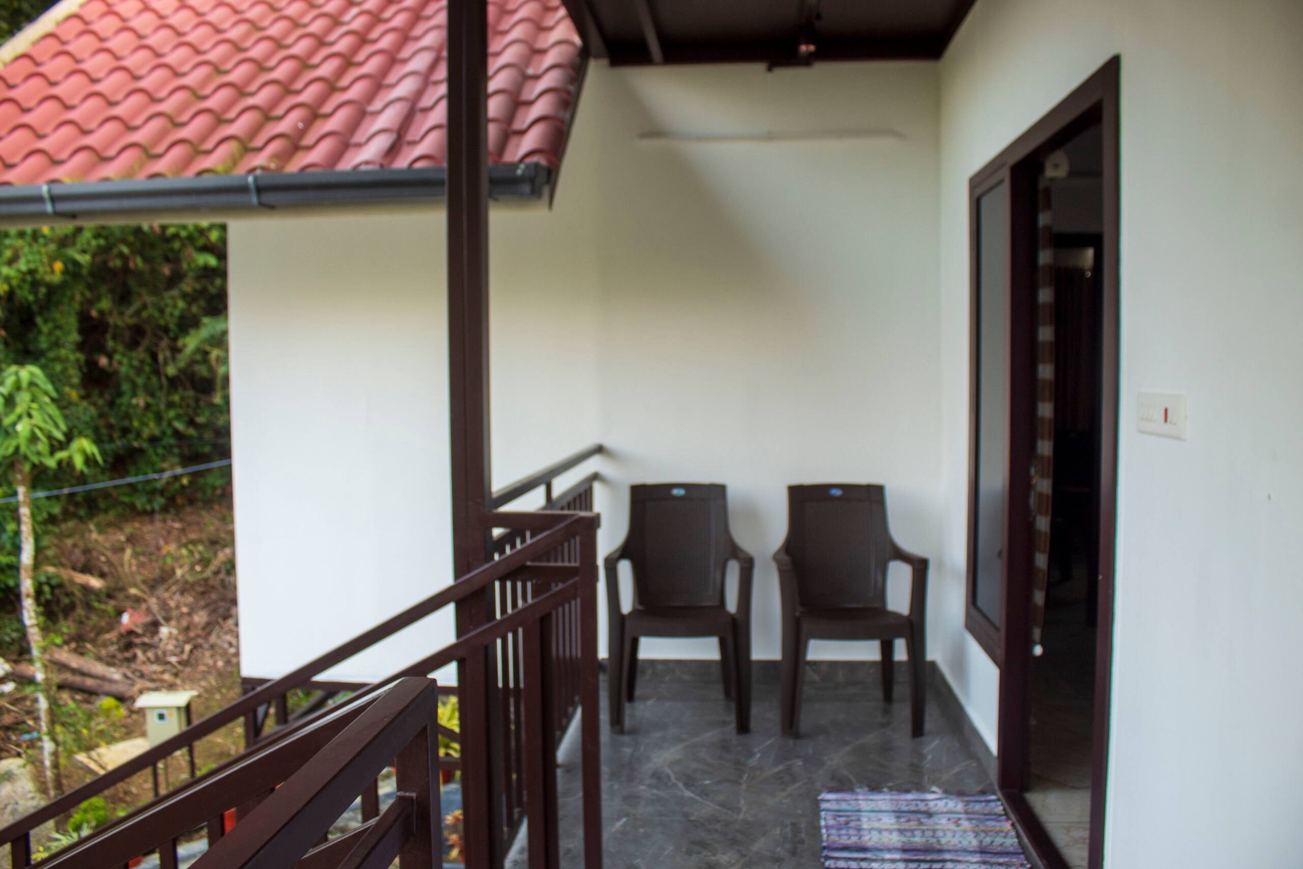Golden Oriole Homestay Adimaly - Munnar 28