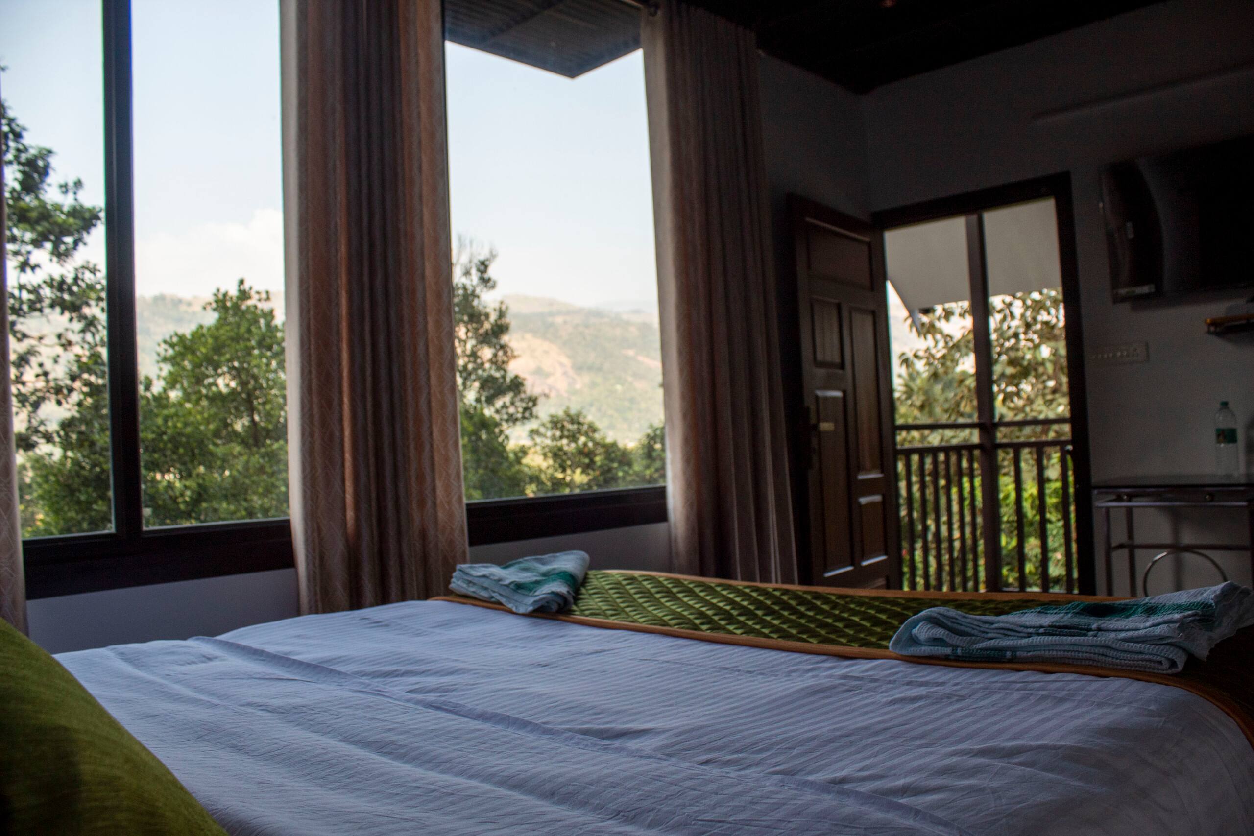 Golden Oriole Homestay Adimaly - Munnar 2