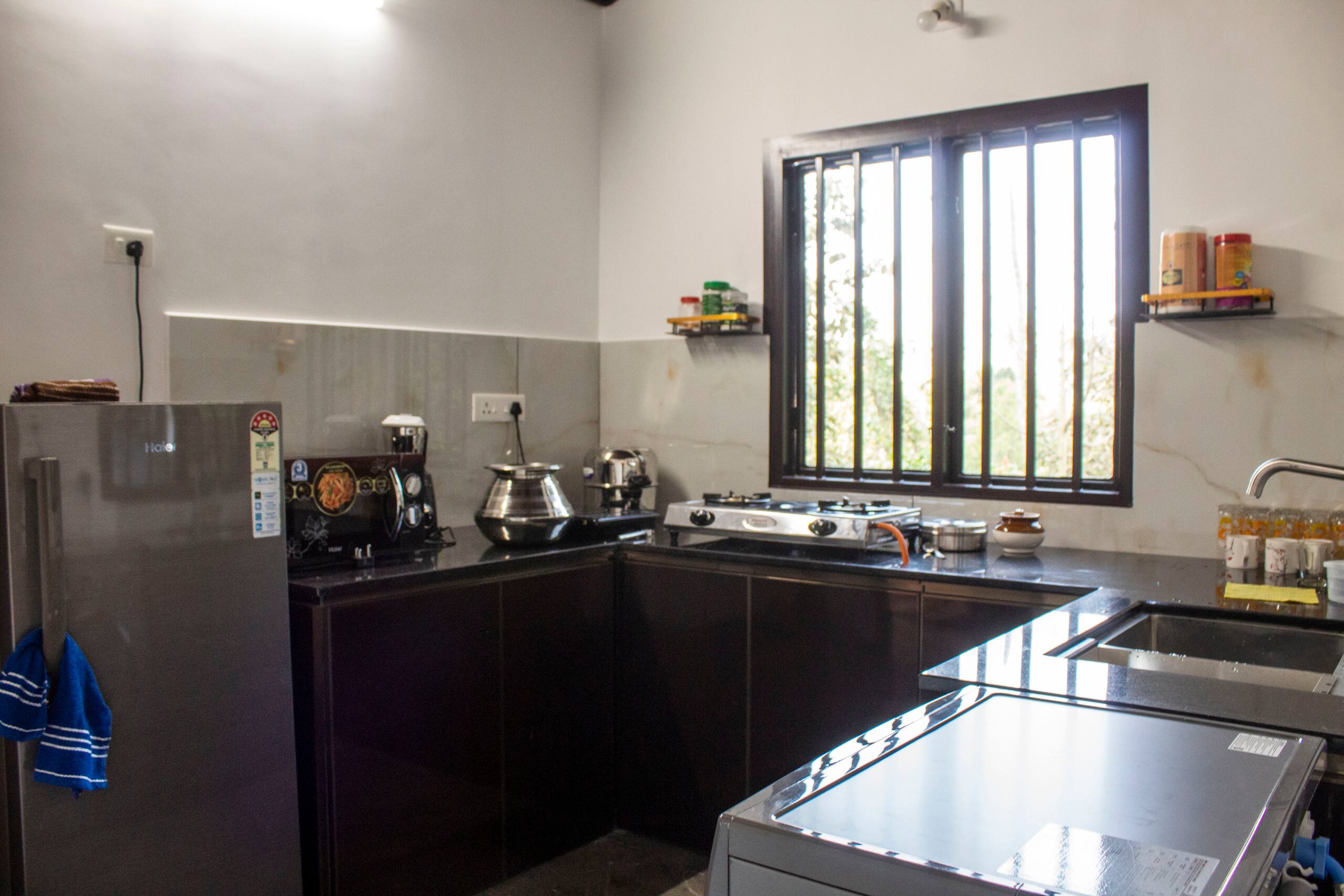 Golden Oriole Homestay Adimaly - Munnar 12