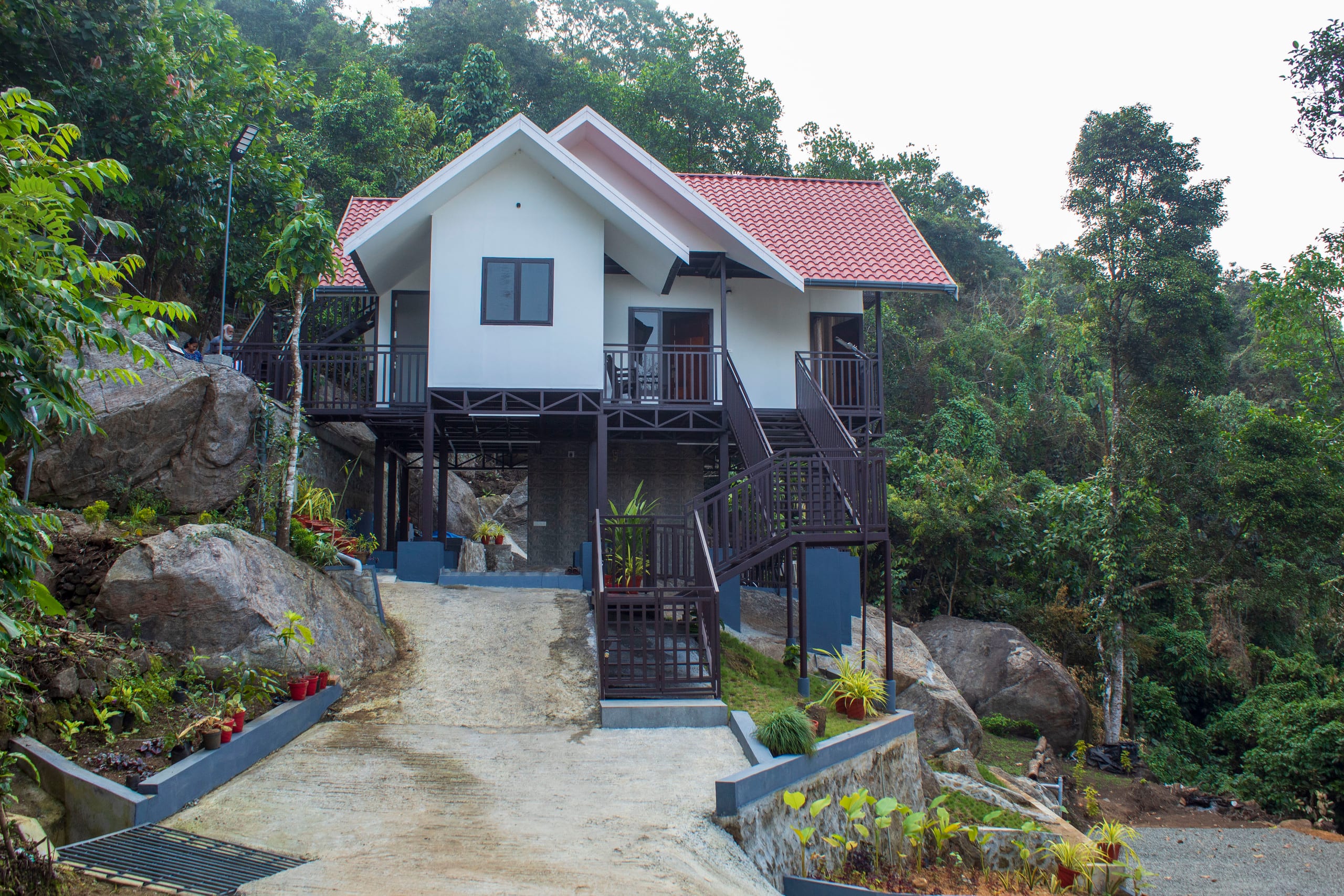 Golden Oriole Homestay Adimaly - Munnar 6