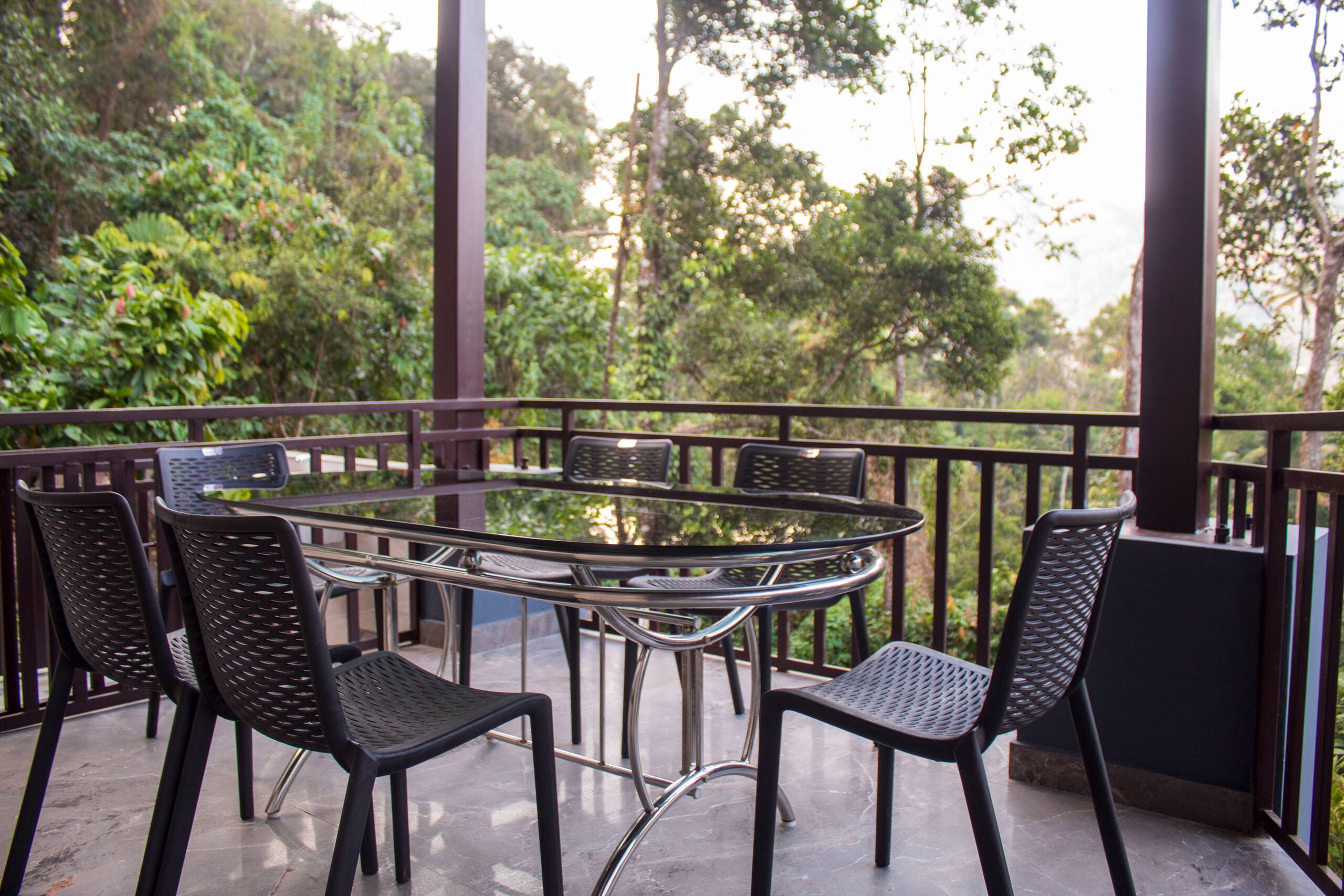 Golden Oriole Homestay Adimaly - Munnar 3