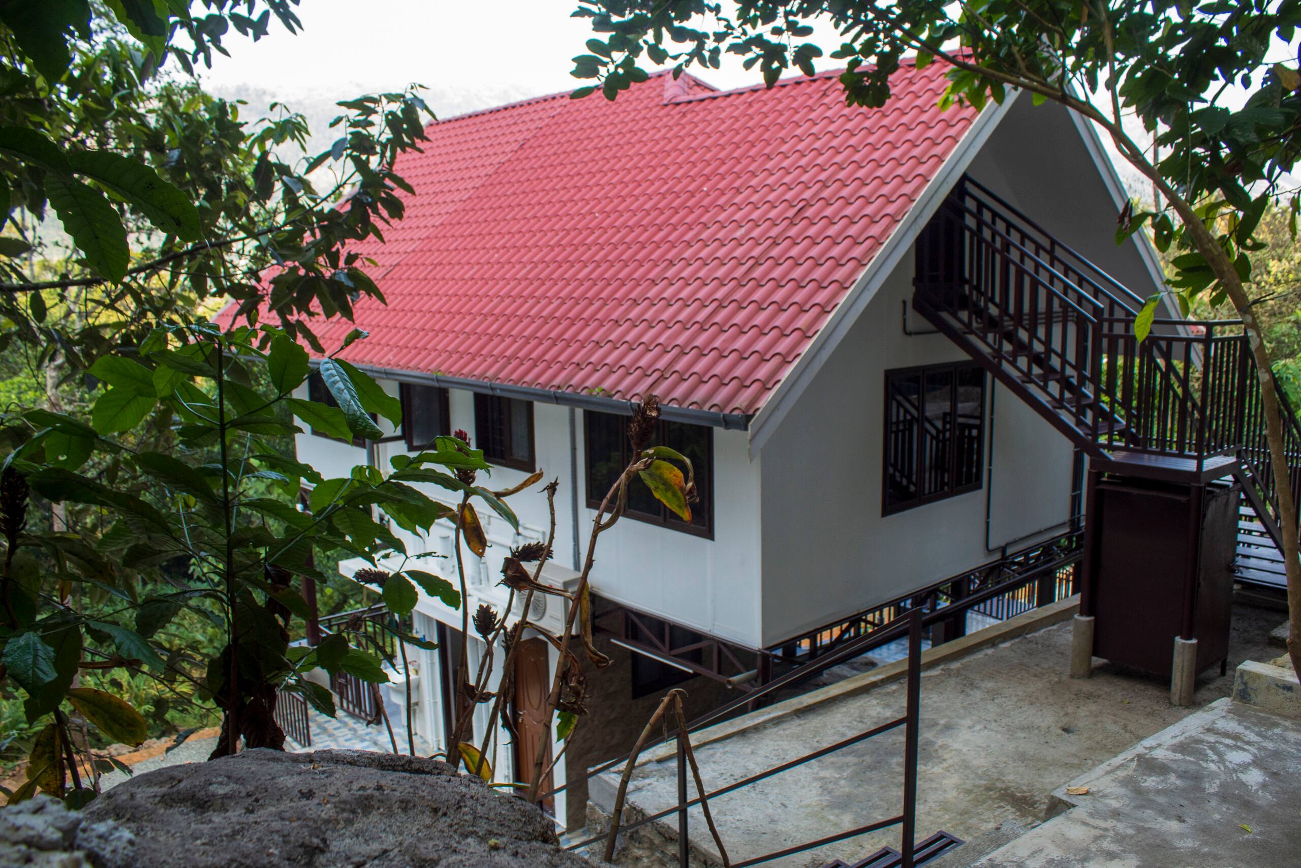 Golden Oriole Homestay Adimaly - Munnar 35