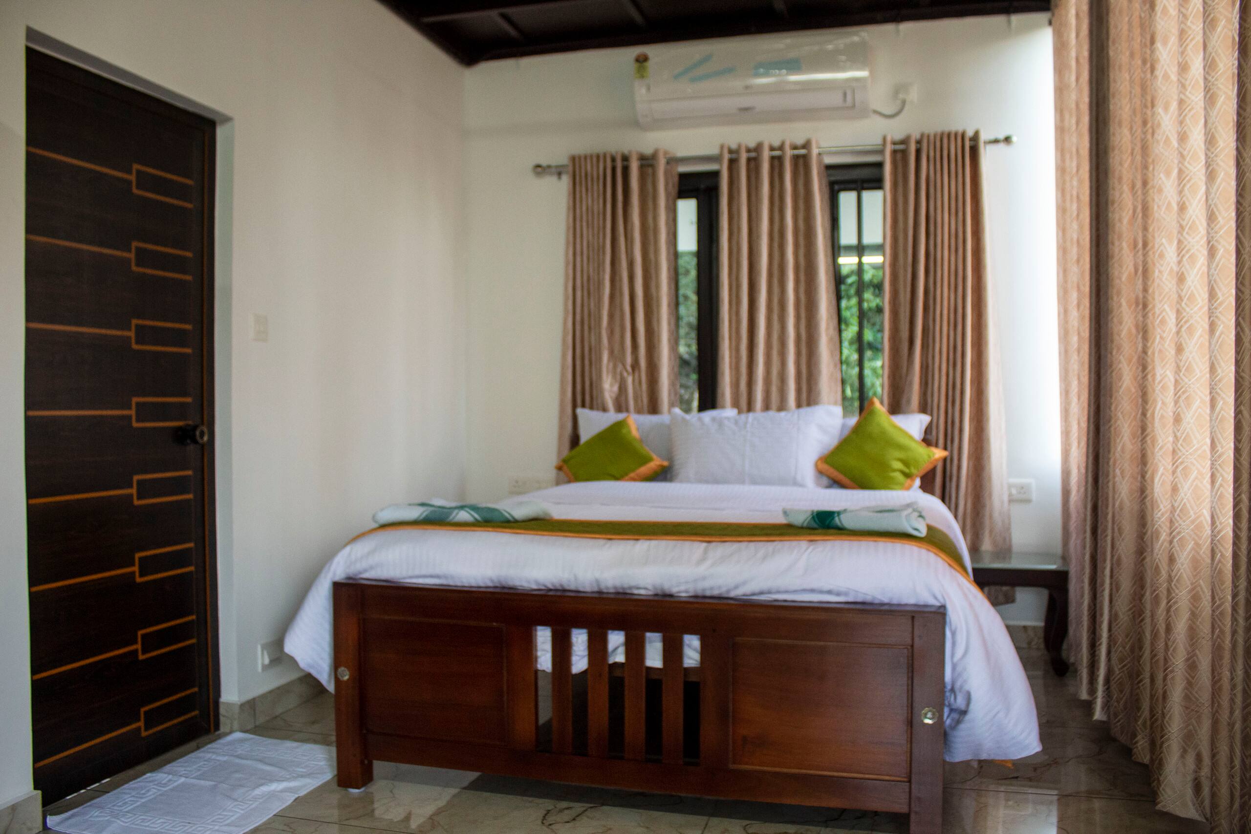 Golden Oriole Homestay Adimaly - Munnar 19