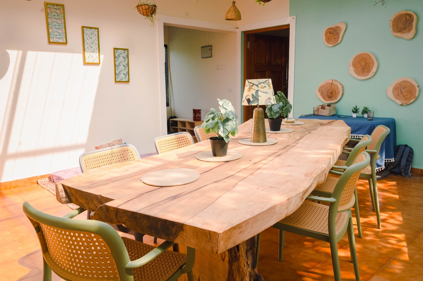 OdD table-Barefoot Studio, 5 Mins to Mandrem Beach 7