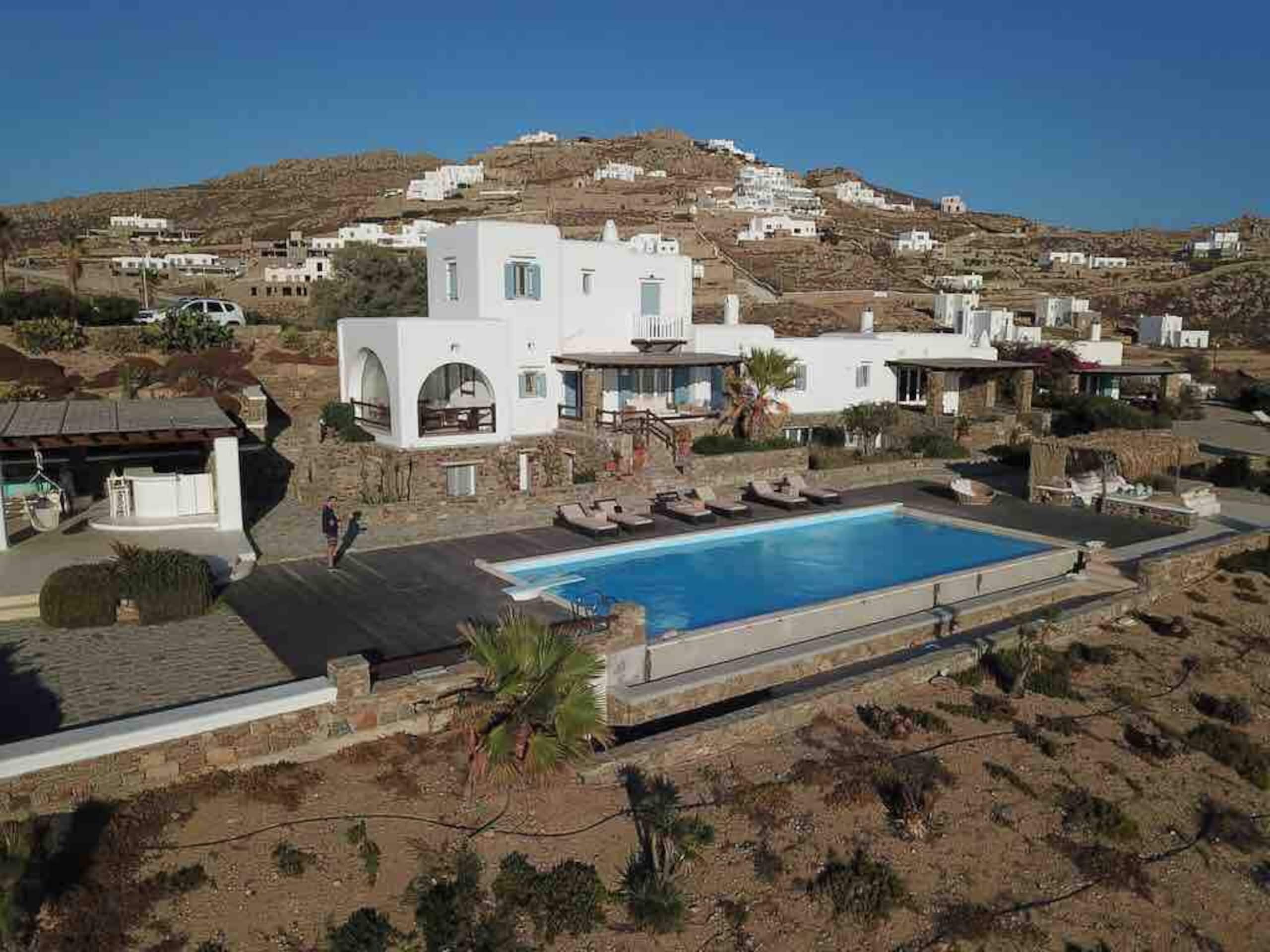 Private villa Elan Fanari Mykonos 17