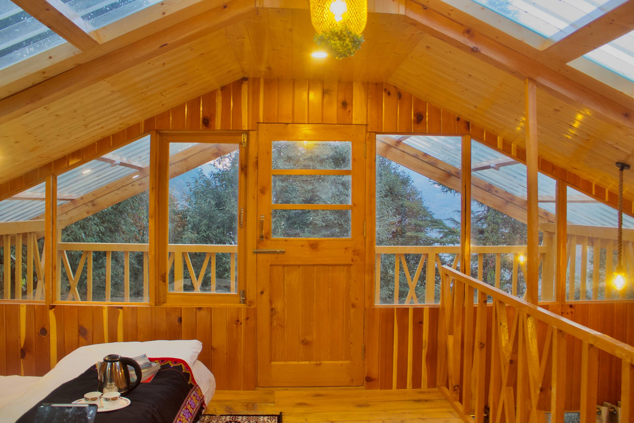 Tree Tales | Peaceful Treehouse with Garden, Jibhi 14