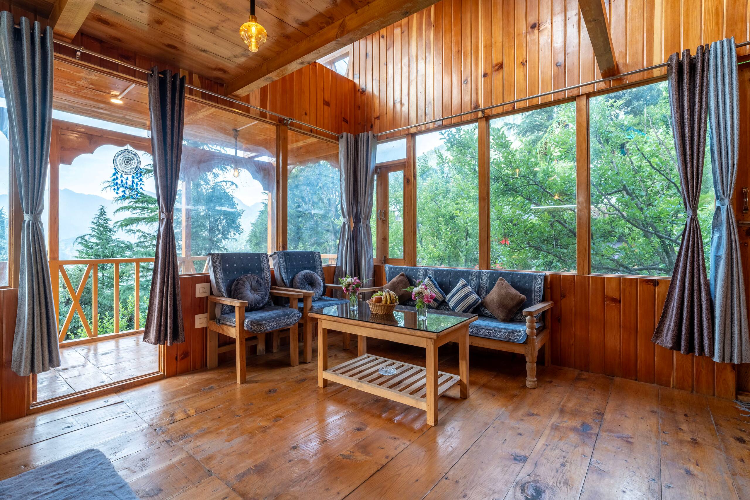 Tree Tales | Peaceful Treehouse with Garden, Jibhi 24
