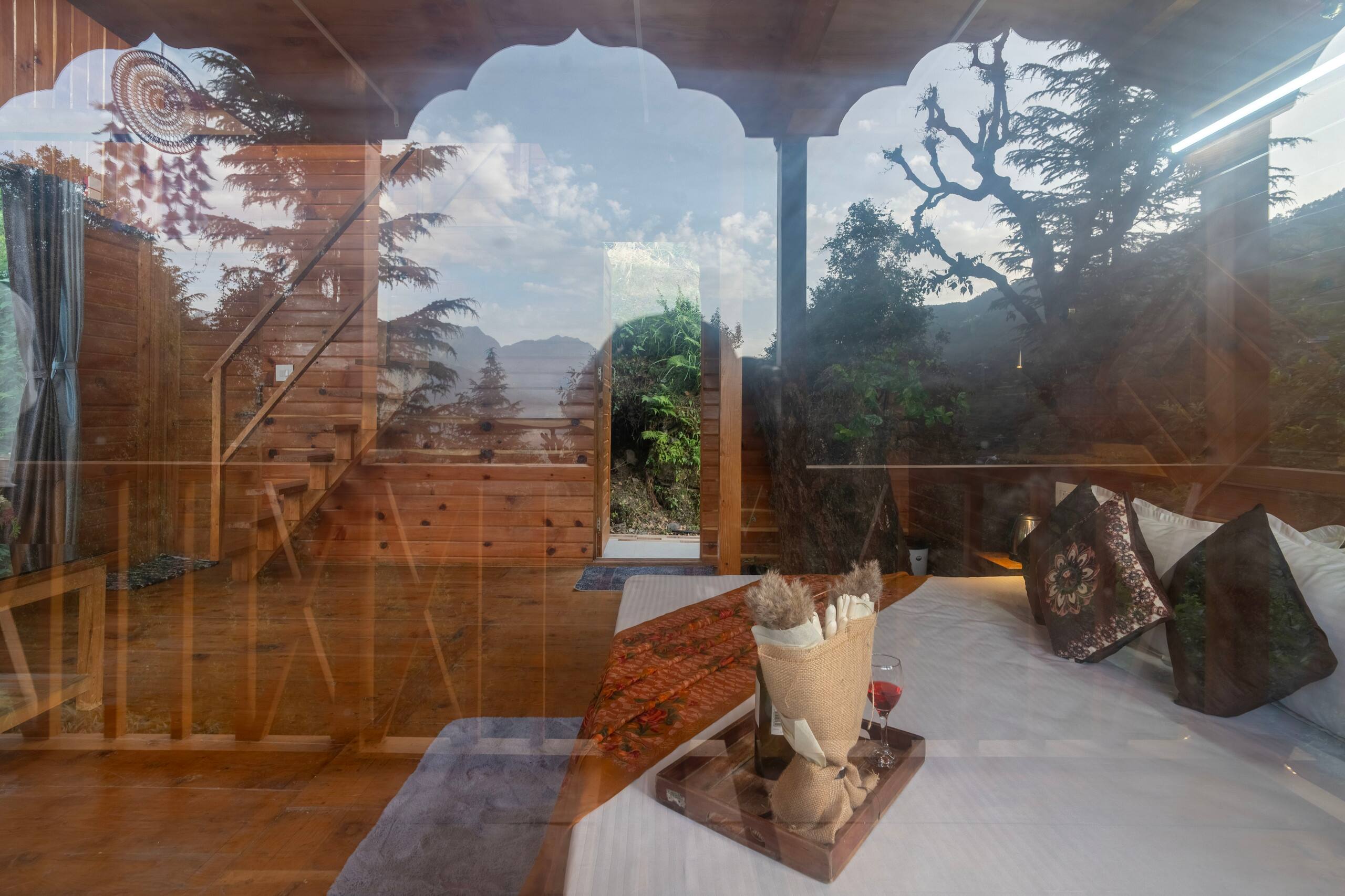 Tree Tales | Peaceful Treehouse with Garden, Jibhi 32