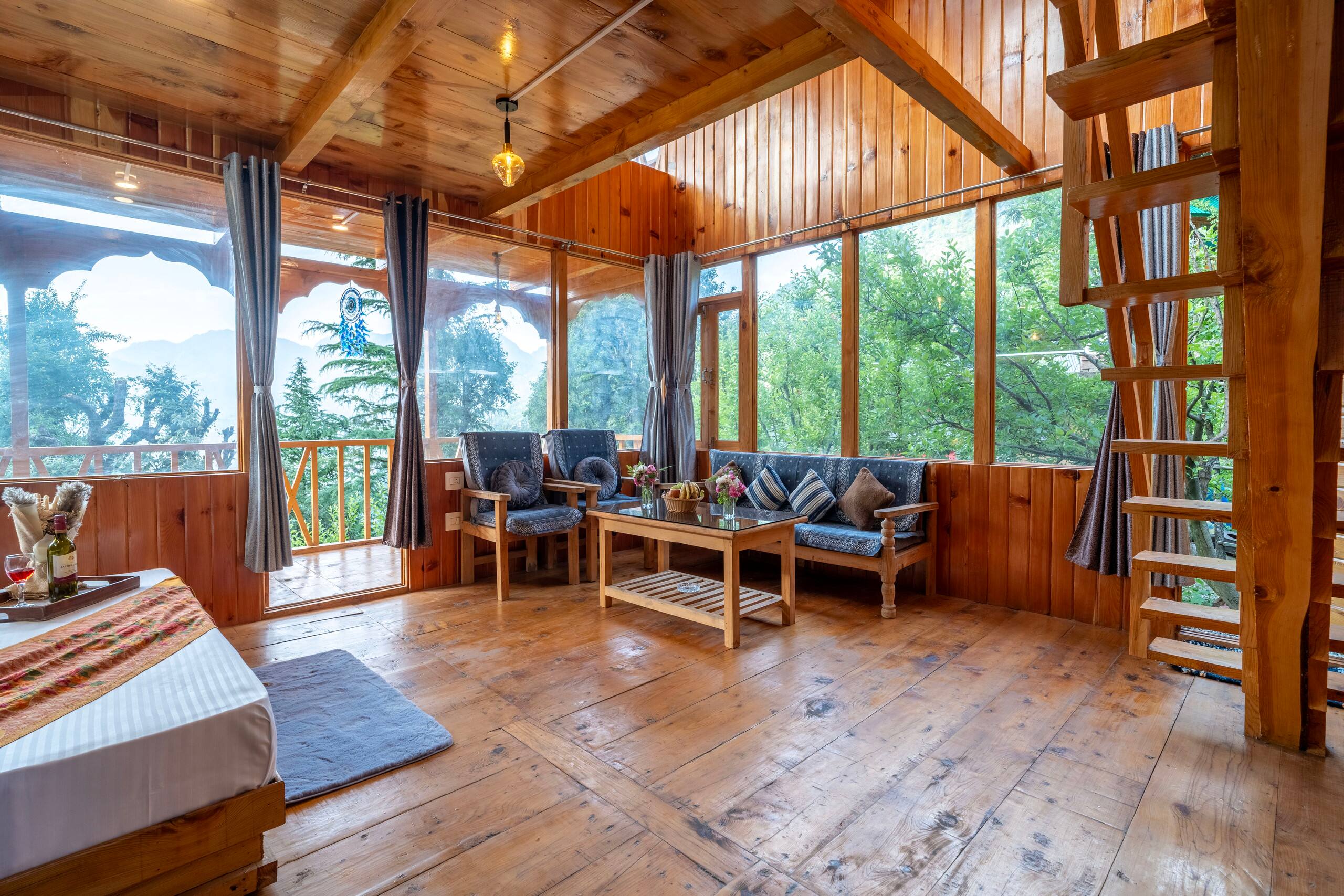 Tree Tales | Peaceful Treehouse with Garden, Jibhi 20