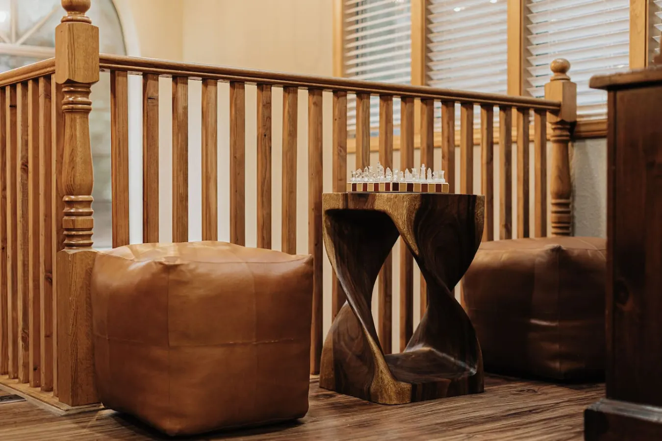 Stylish Sylvan Glen Chalet w Hot Tub, Pool Table 19