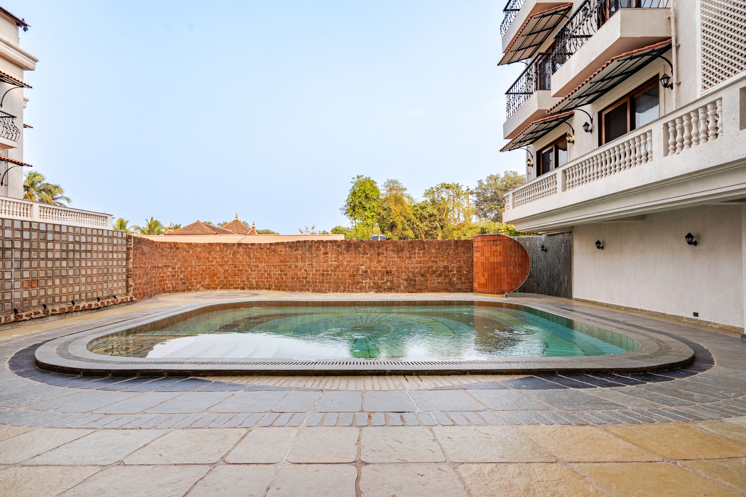 C 101 by Alira Stays | 1Bhk | Near Candolim | Pool 25