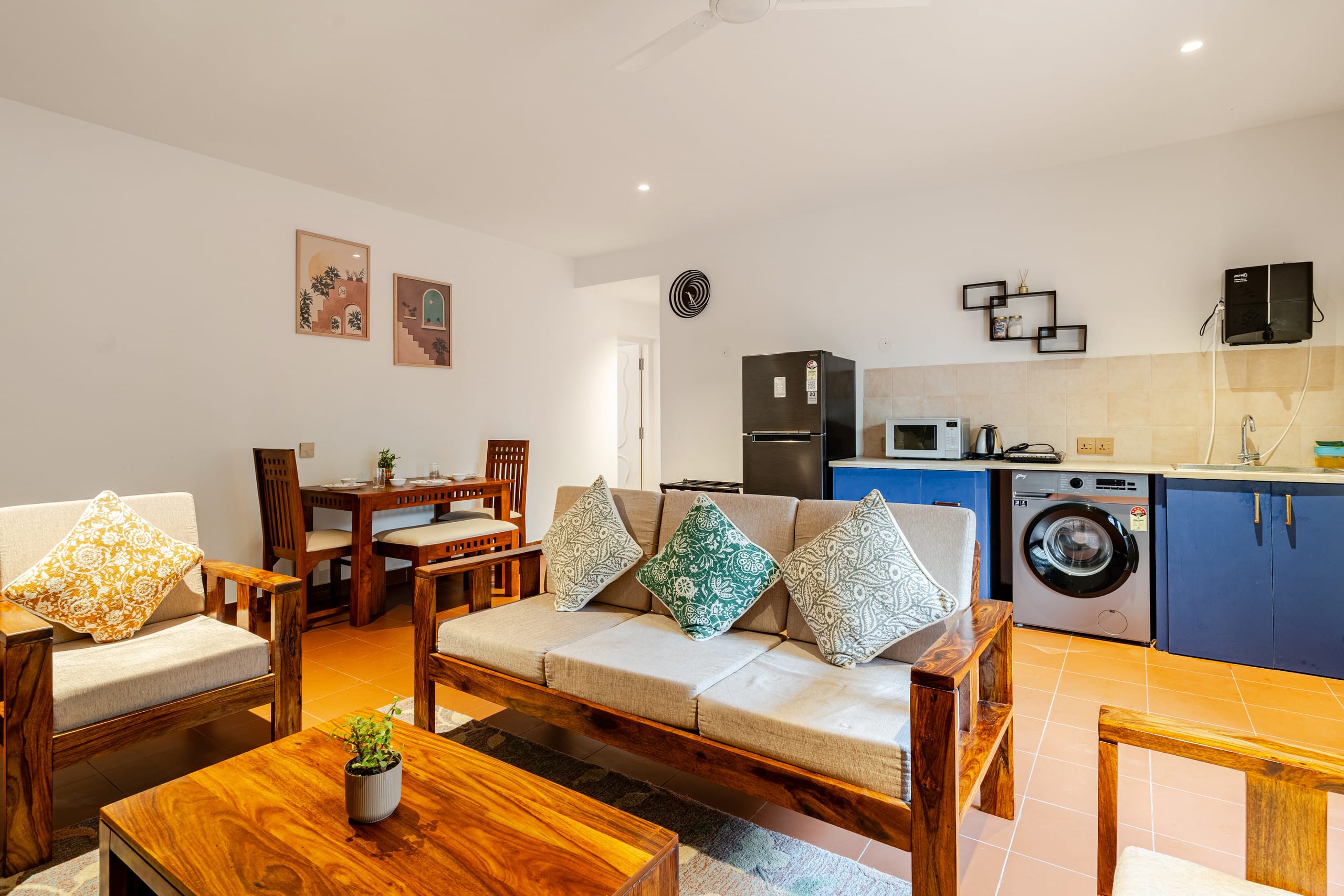C 101 by Alira Stays | 1Bhk | Near Candolim | Pool 9