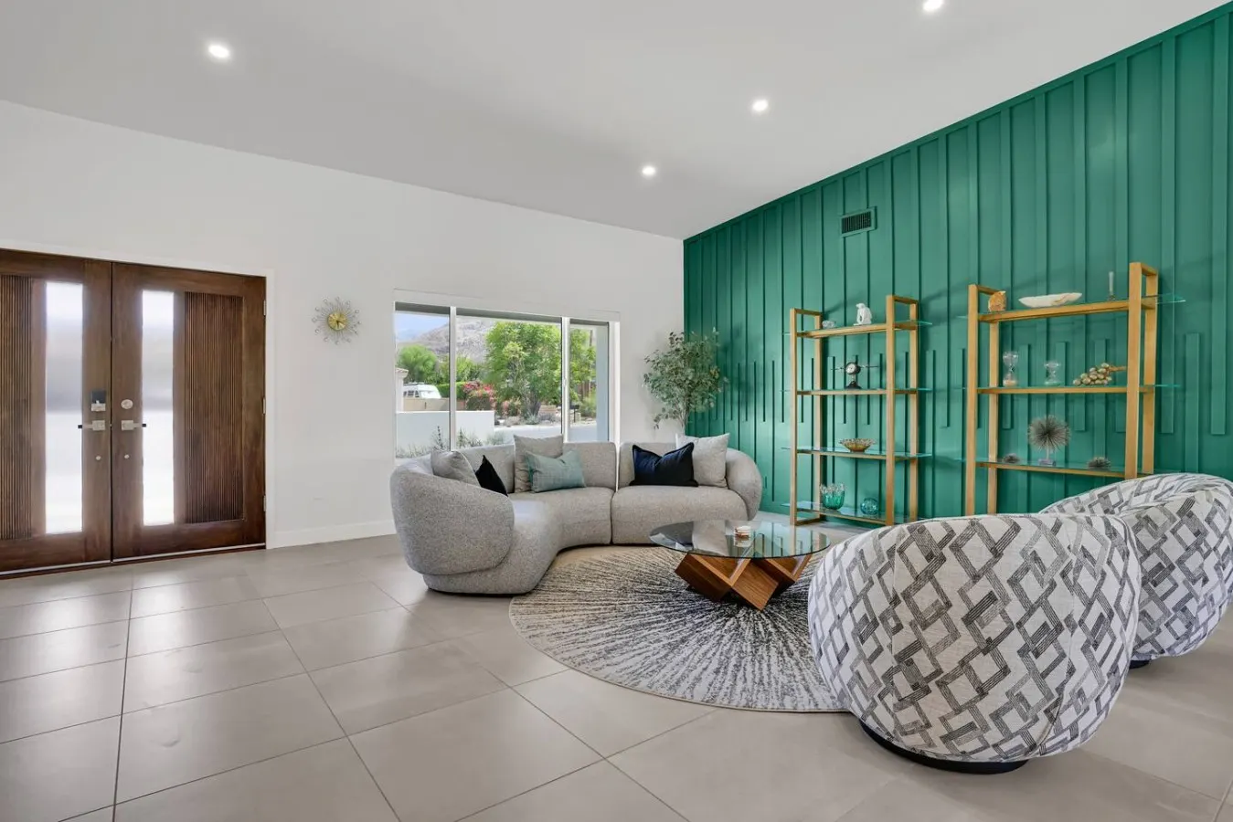 The Barbara: Luxury Home Saltwater Pool, Huge Yard 9