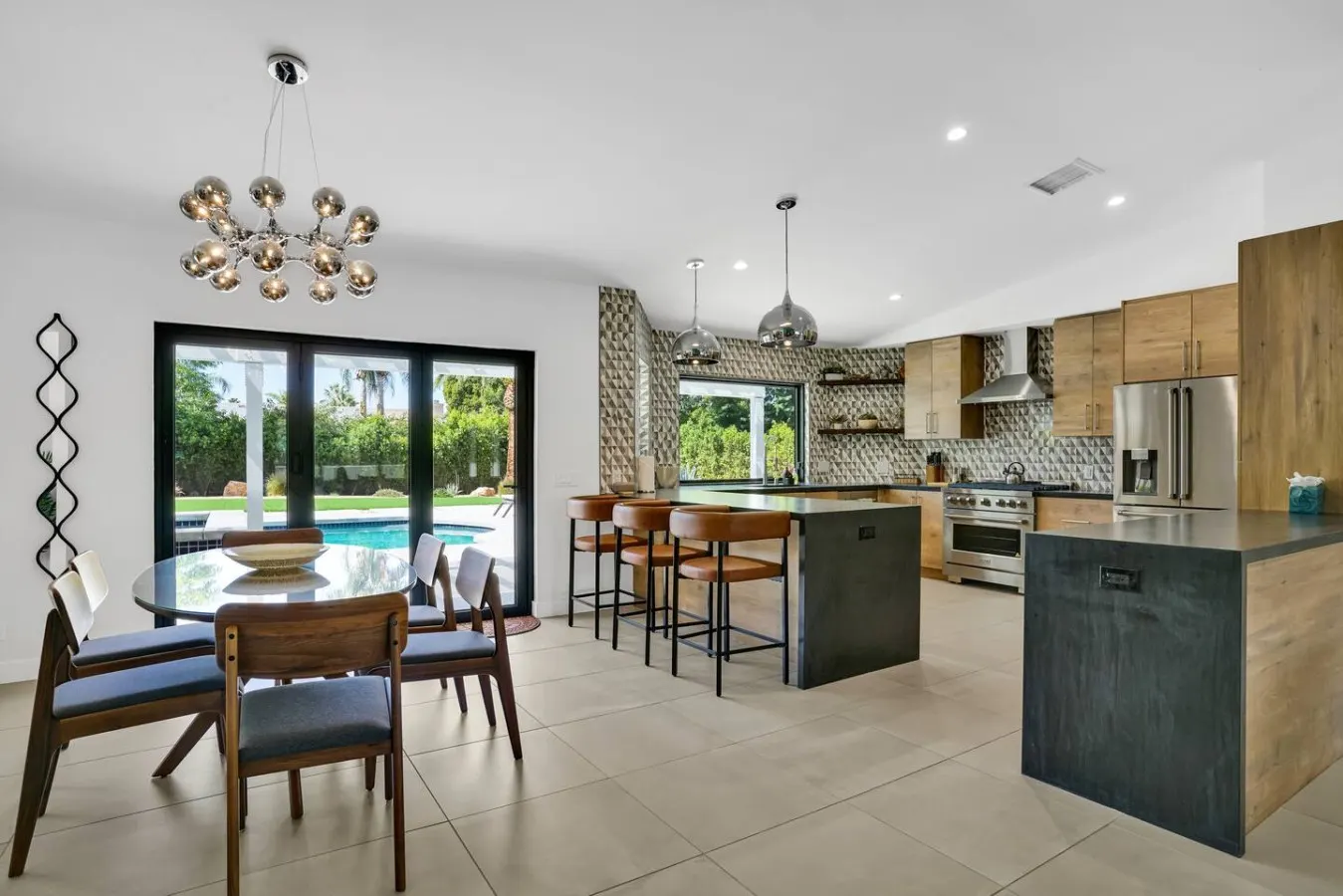The Barbara: Luxury Home Saltwater Pool, Huge Yard 14